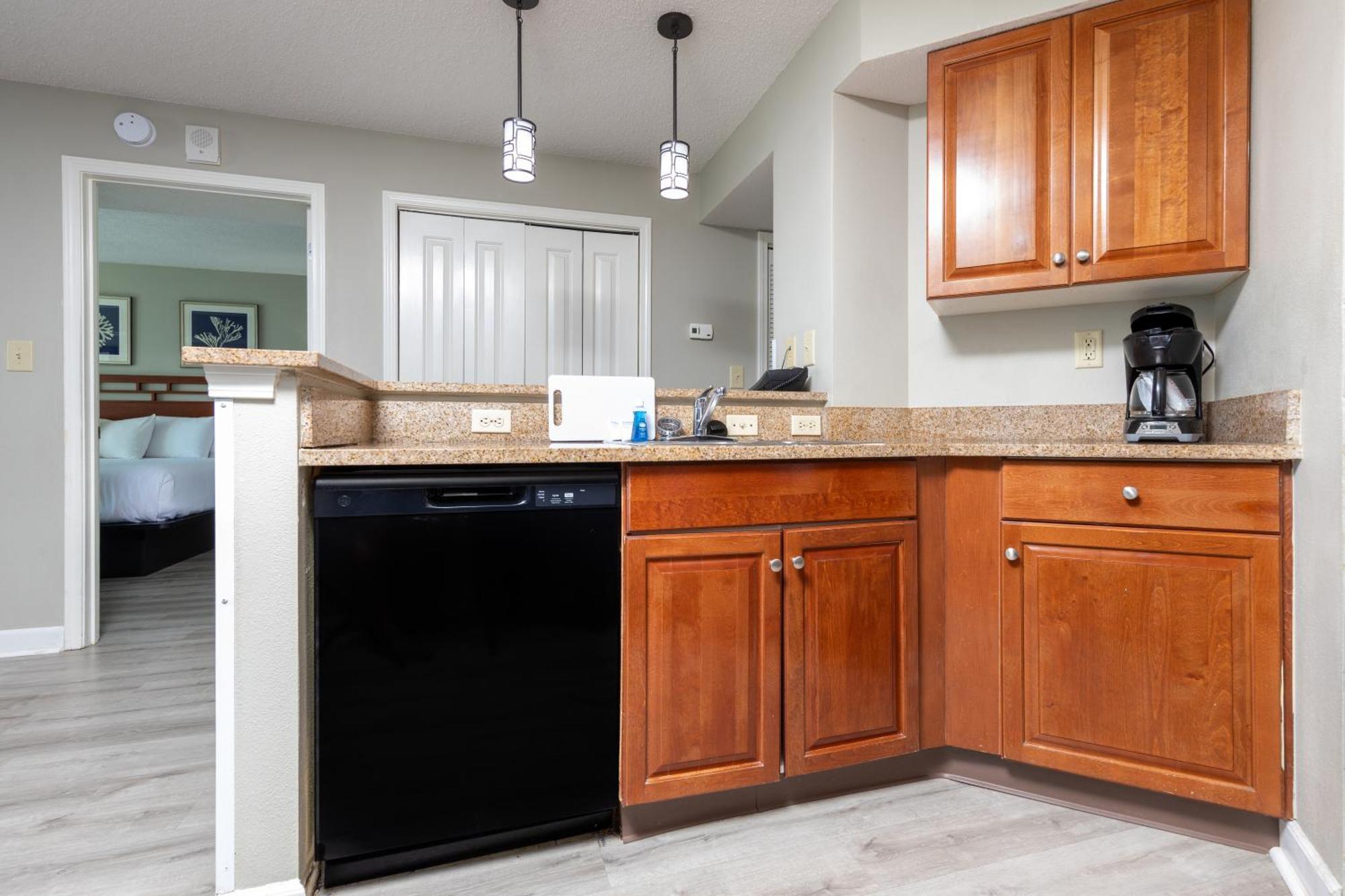 Three-Bedroom Apartment Ocean View