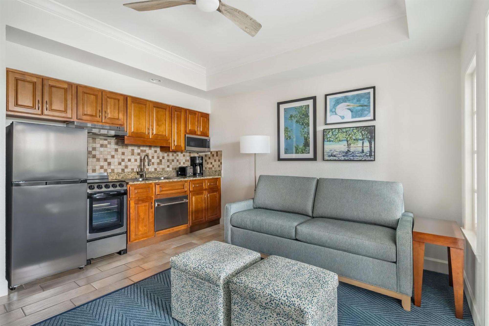 One-Bedroom King Suite