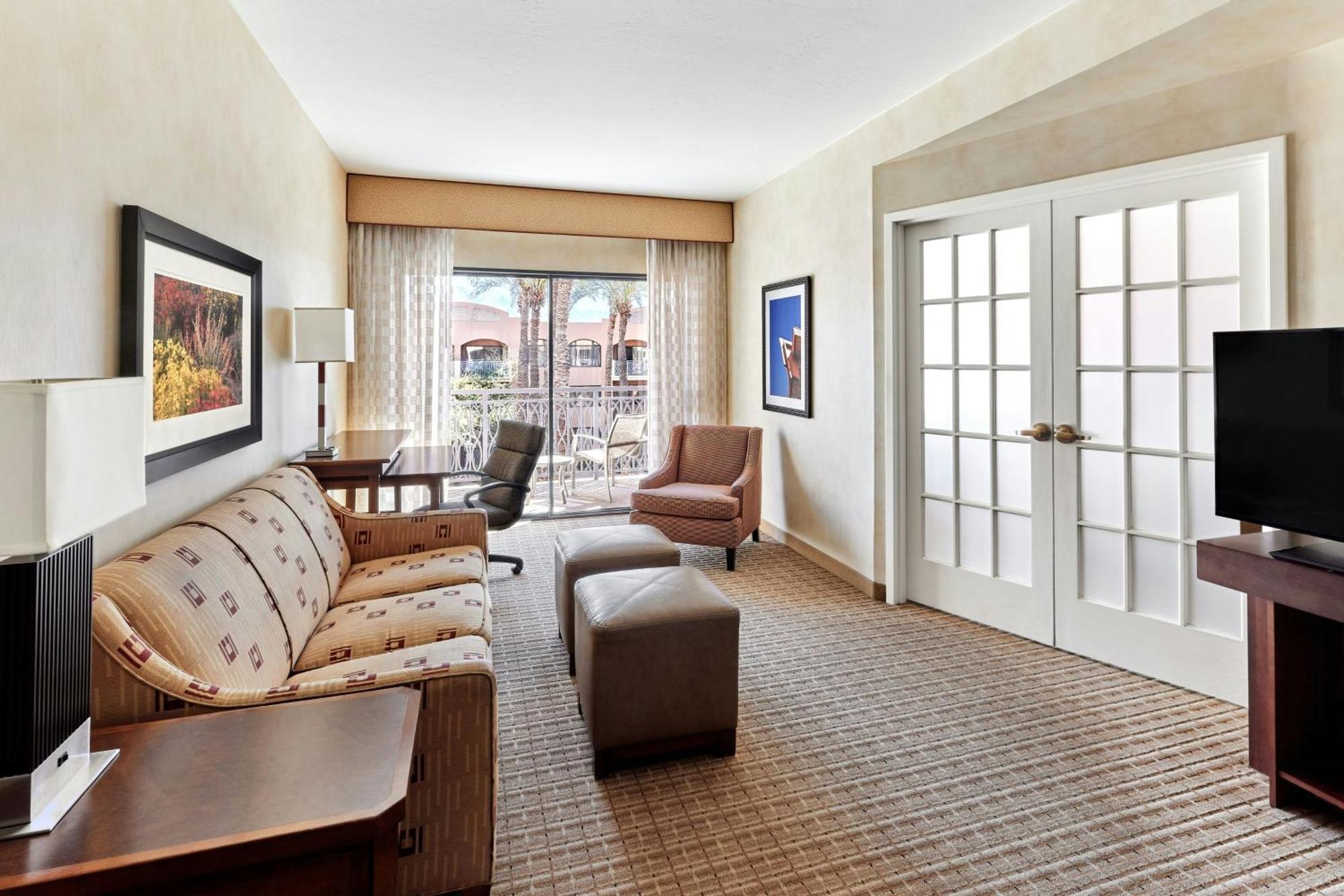 One-Bedroom King Suite Balcony or Patio