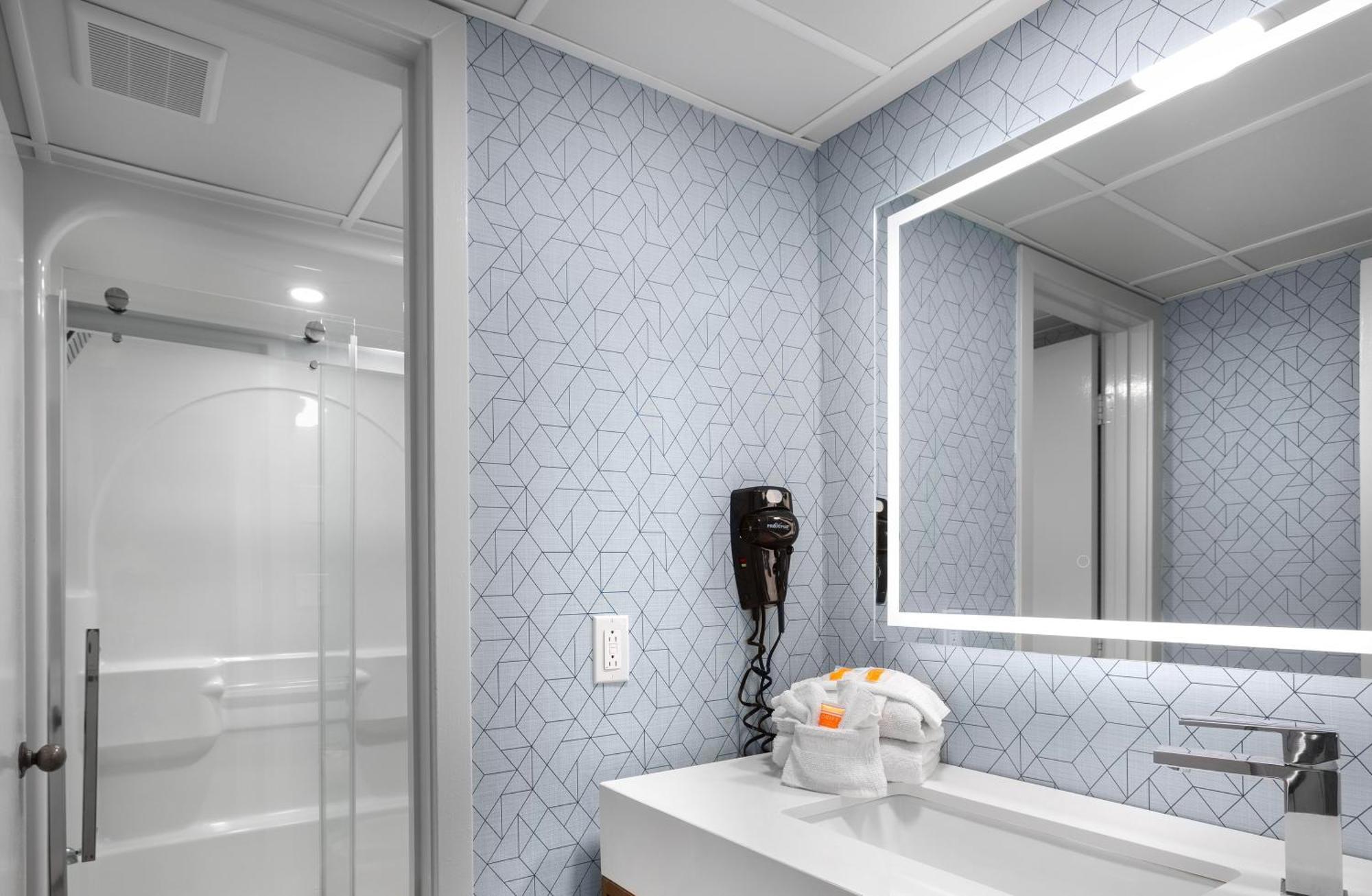 Standard Double Suite Ocean view