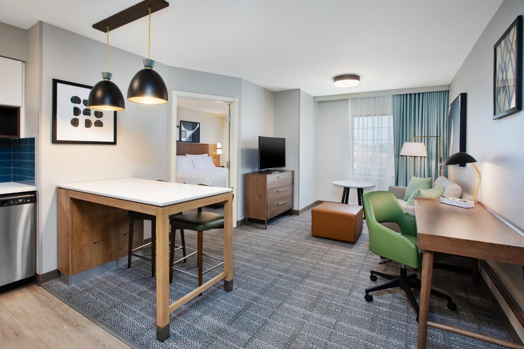 One-Bedroom Suite Two Queen Beds