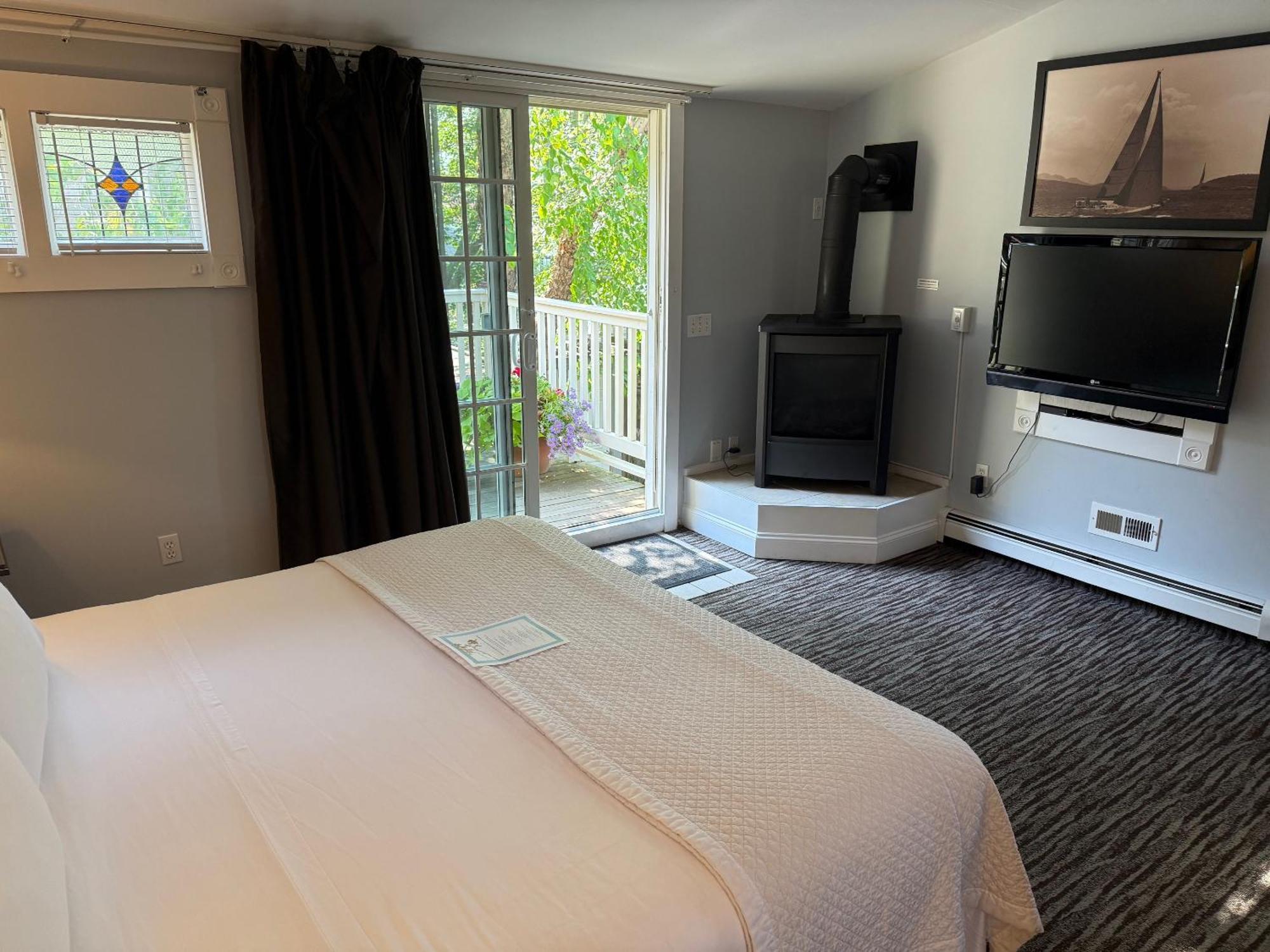 King Room Spa Bath