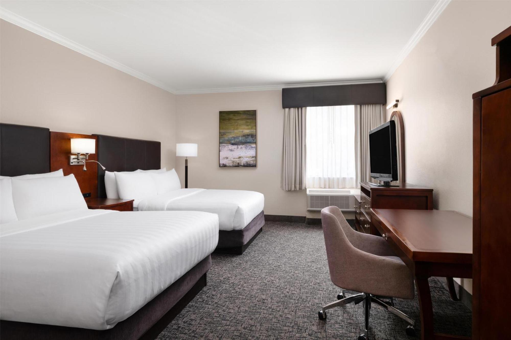Queen Room Two Queen Beds