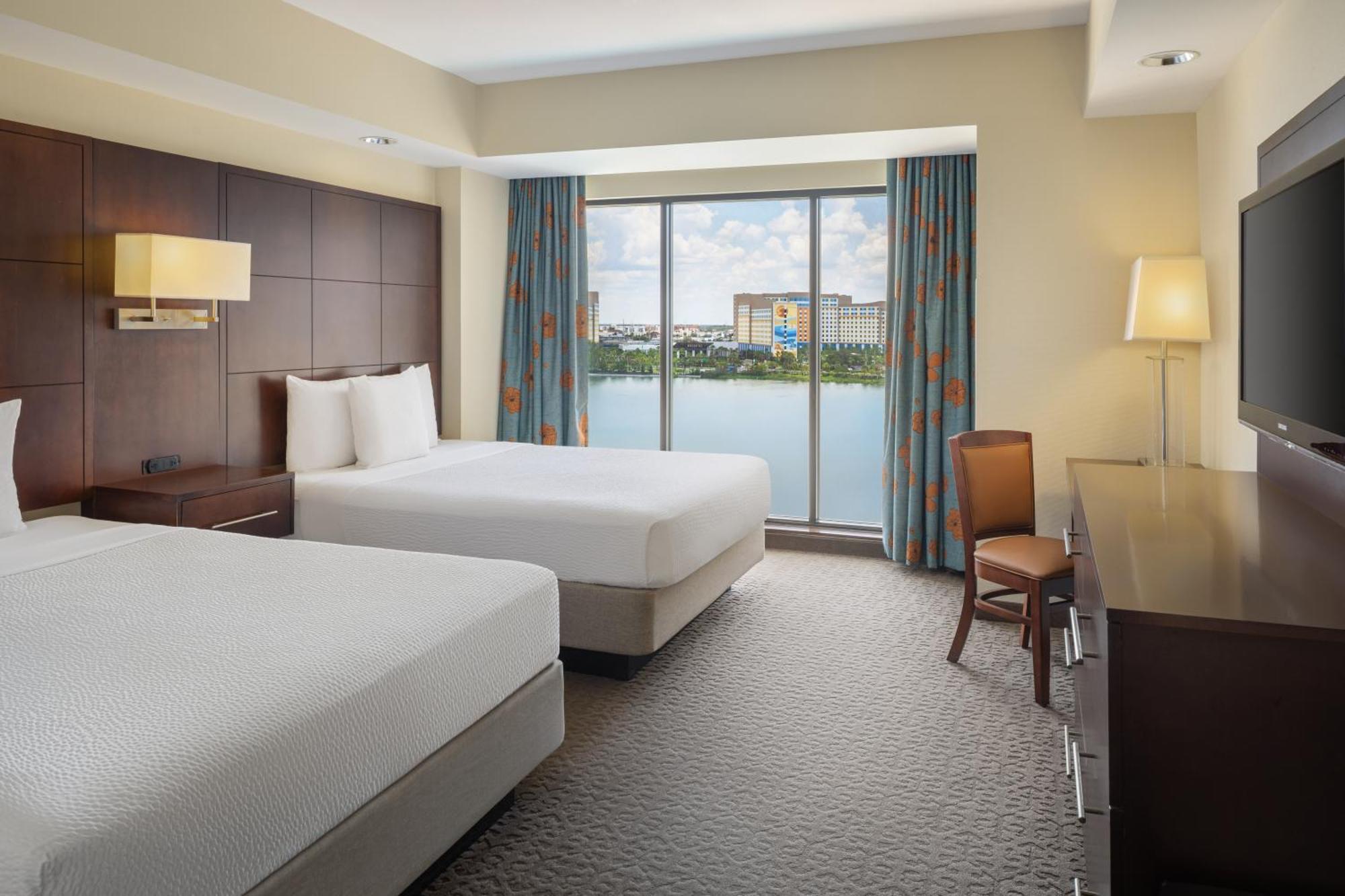Club Level One-Bedroom Suite Two Queen Beds City View No Resort Fee