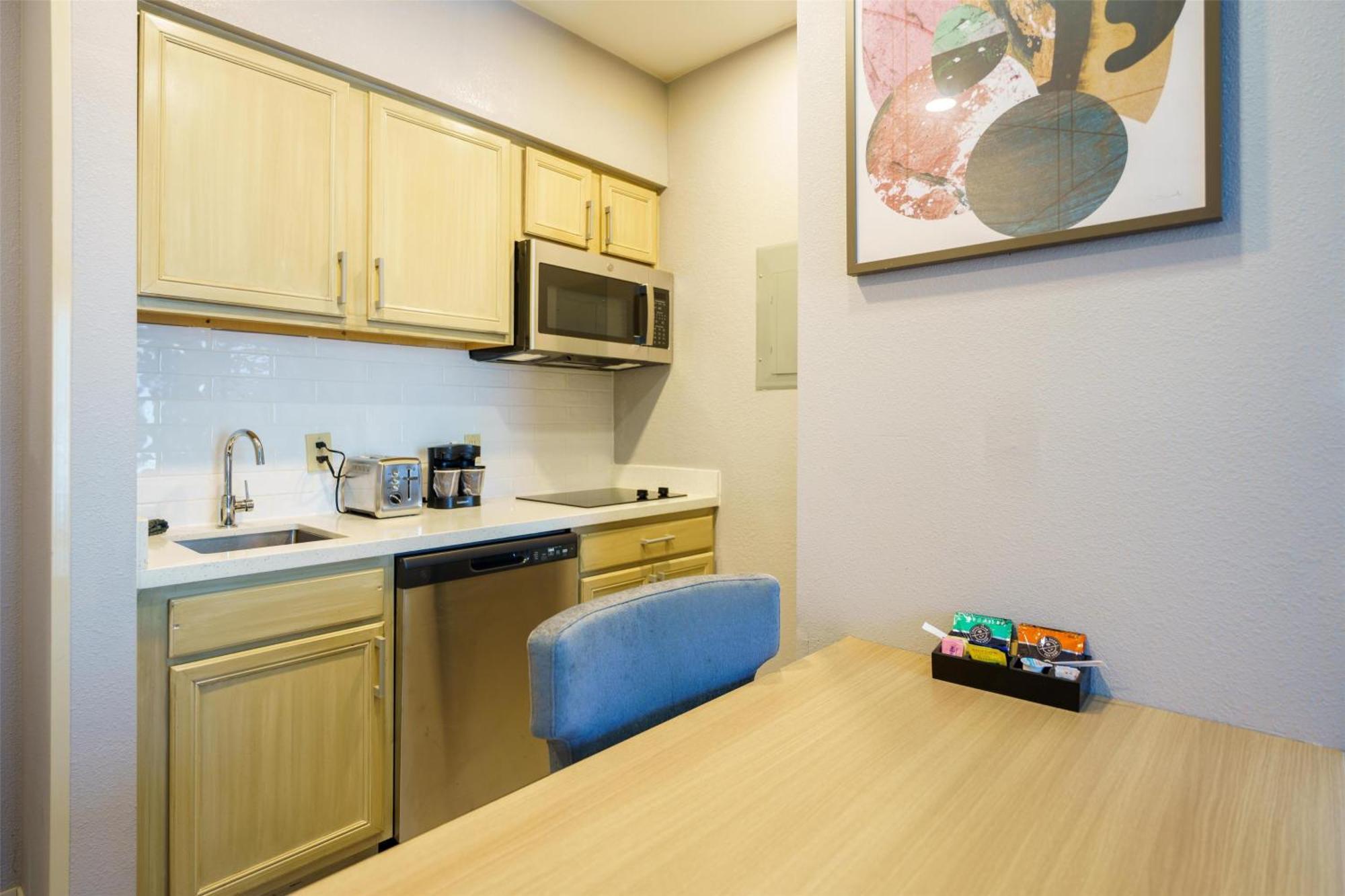King Studio Suite Non-Smoking