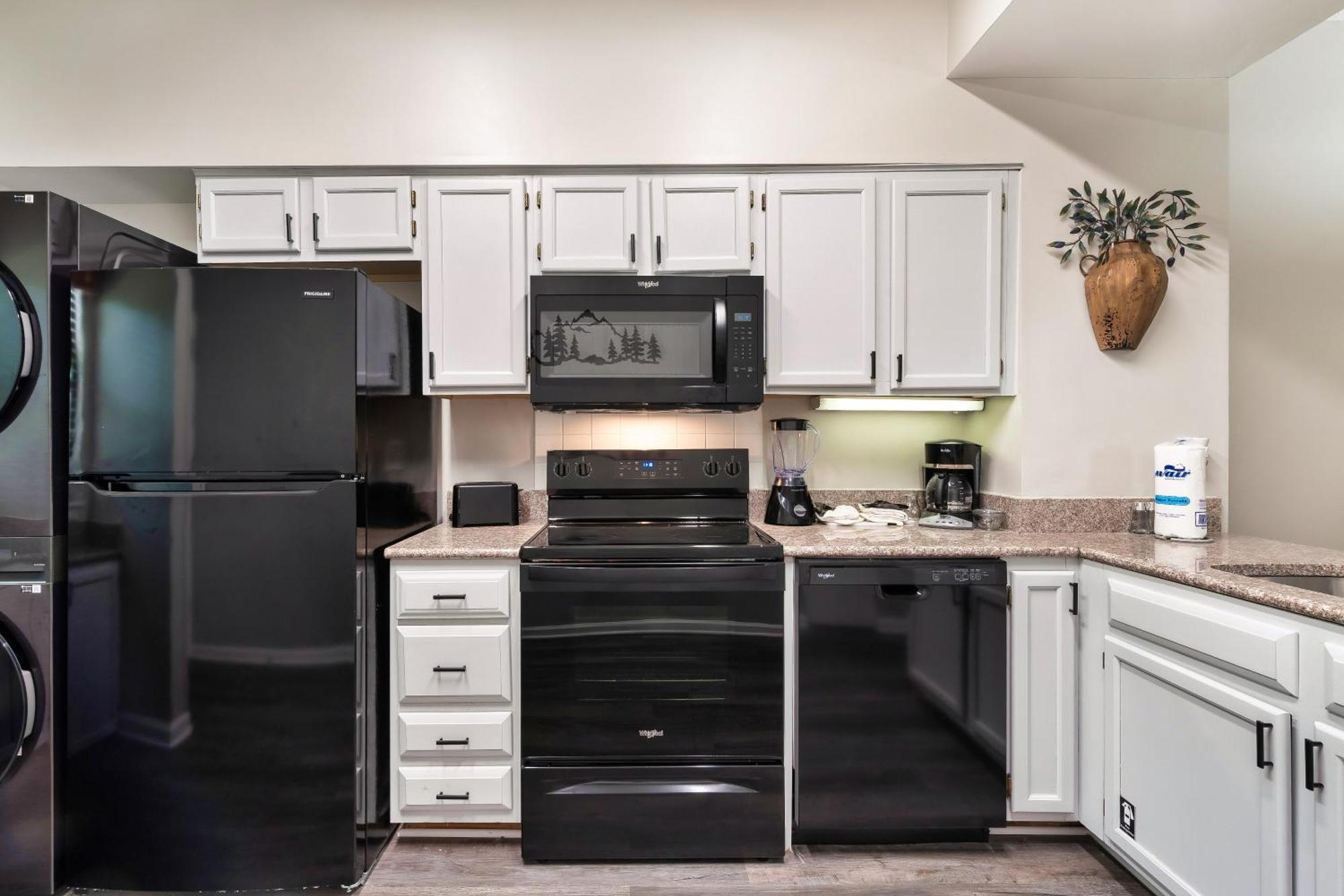 GTS 1 Bedroom Condo