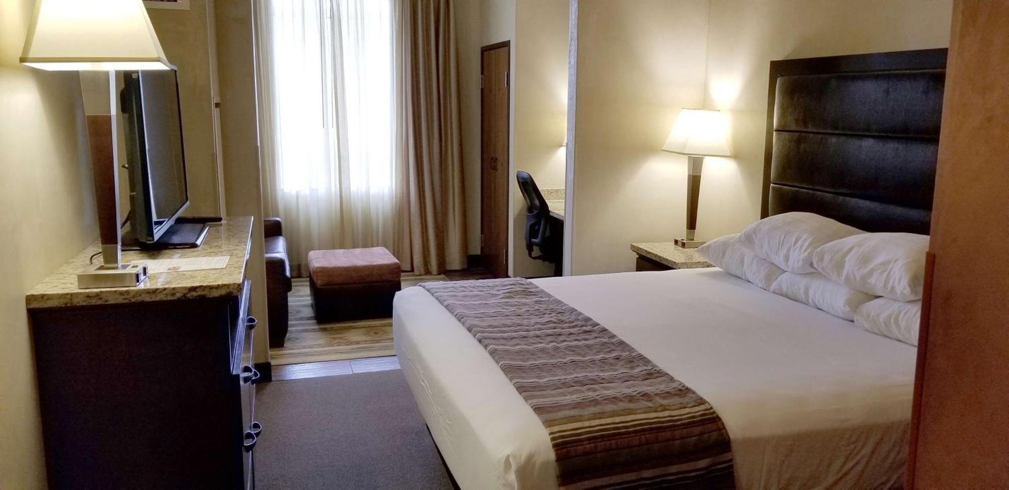 Premier King Room