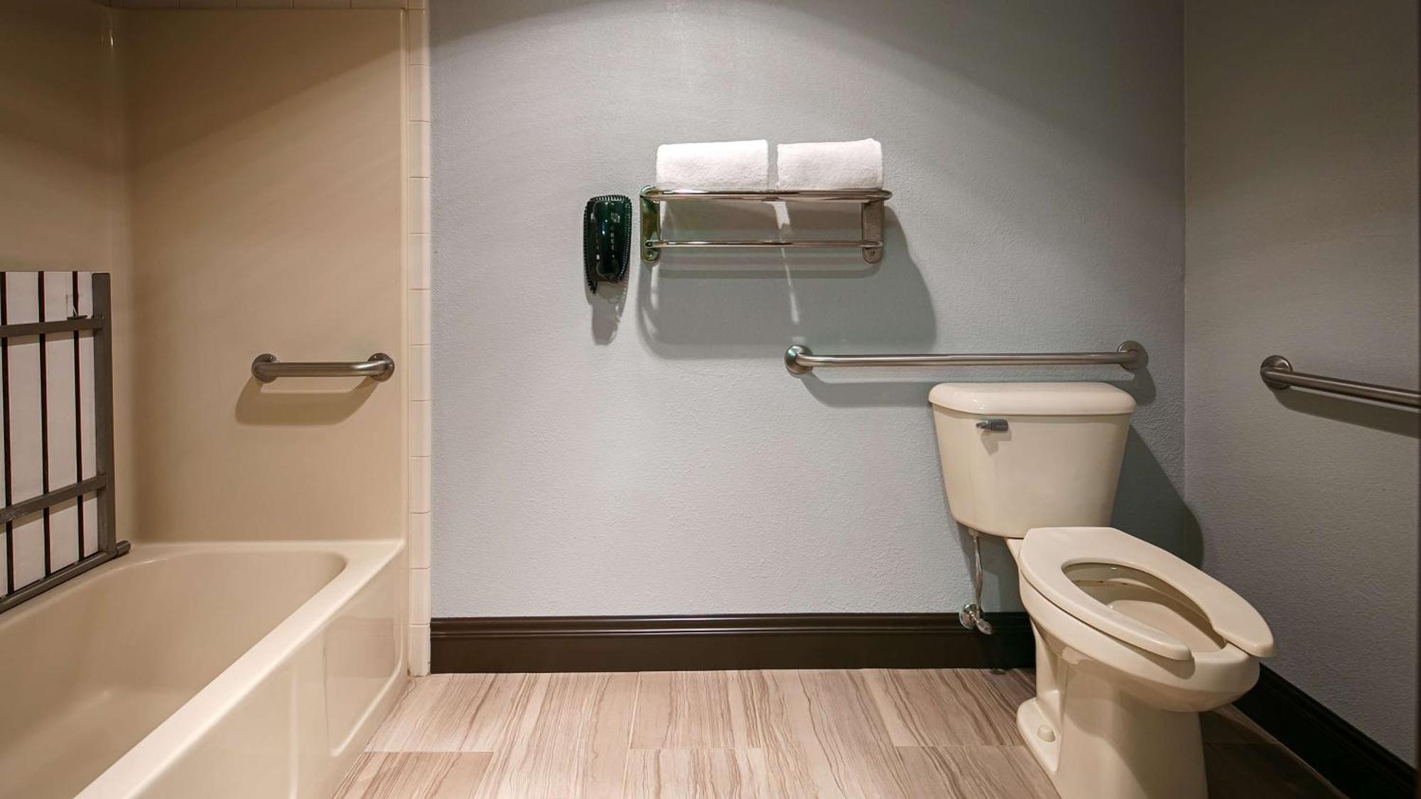 Queen Room Two Queen Beds Disability Access or Bath Tub