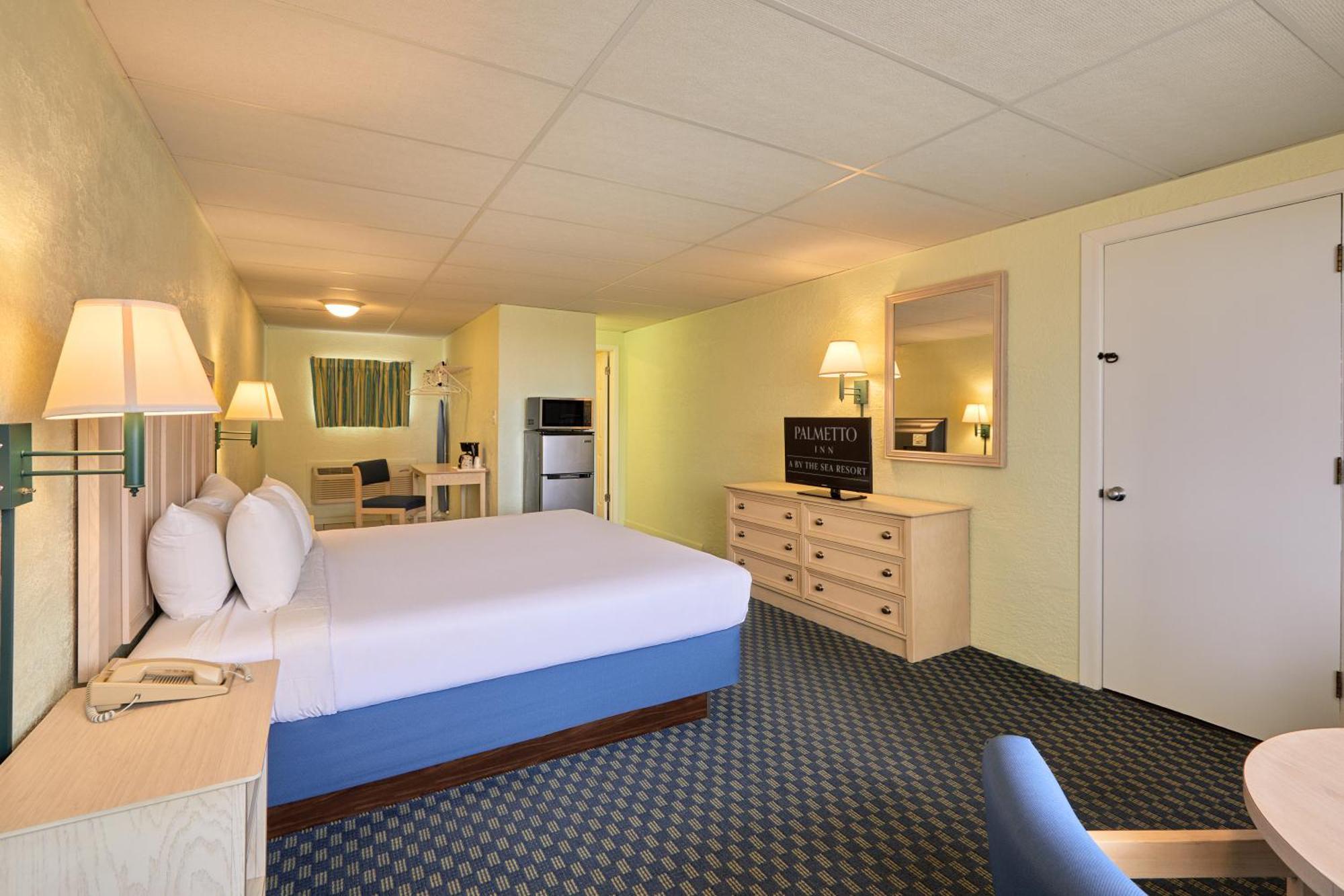 Classic Room King Northside No Beach View
