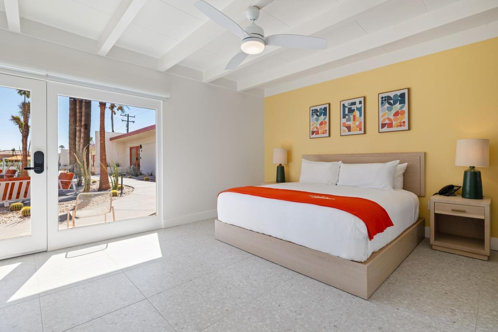 Standard King Room
