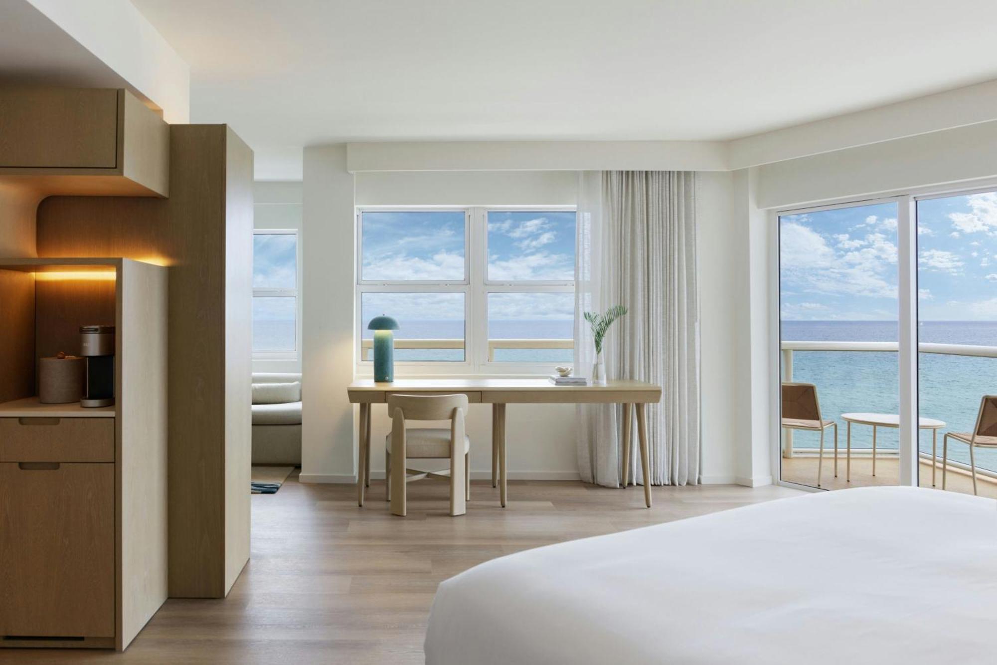 Executive King Suite Ocean Front