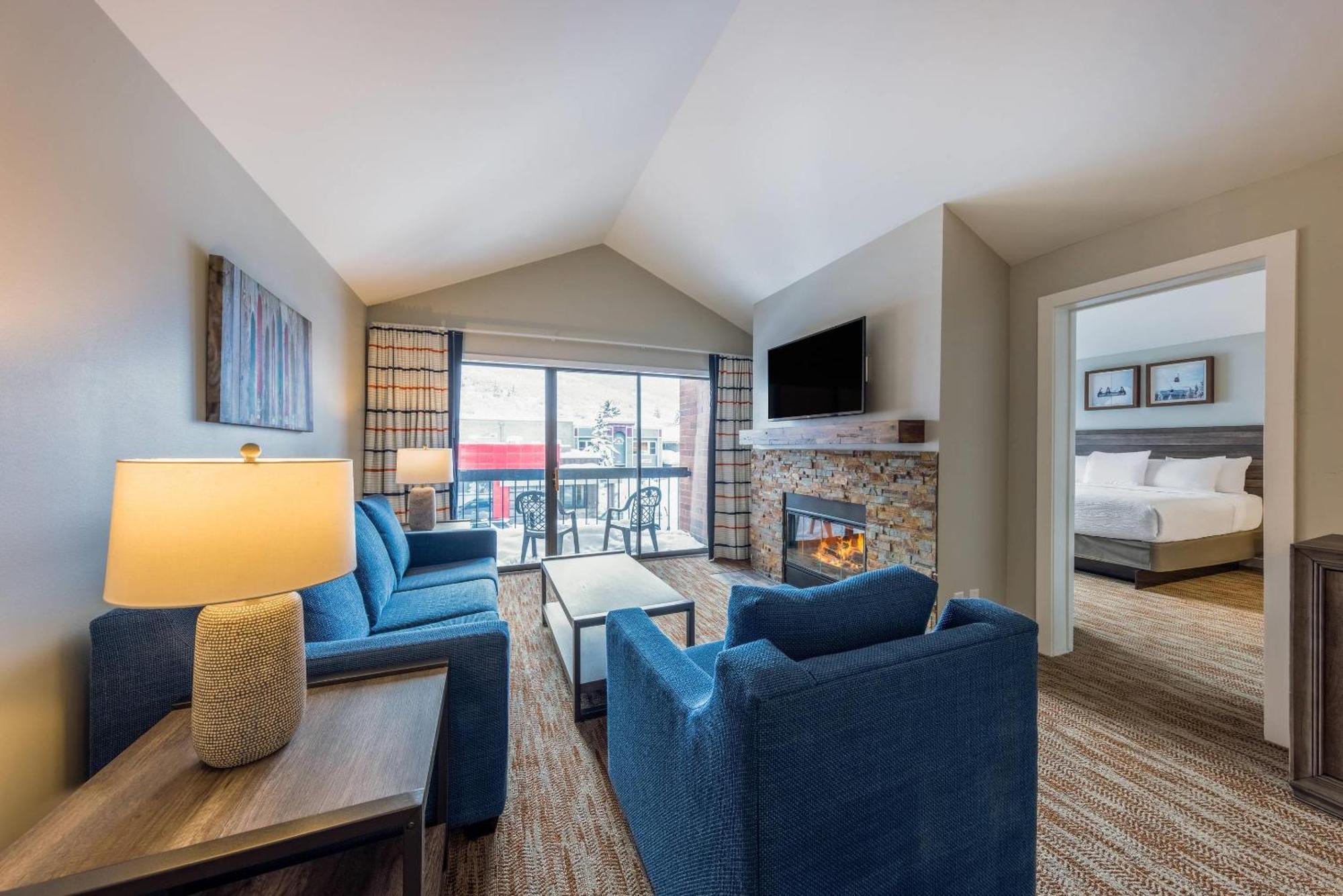 One-Bedroom Suite