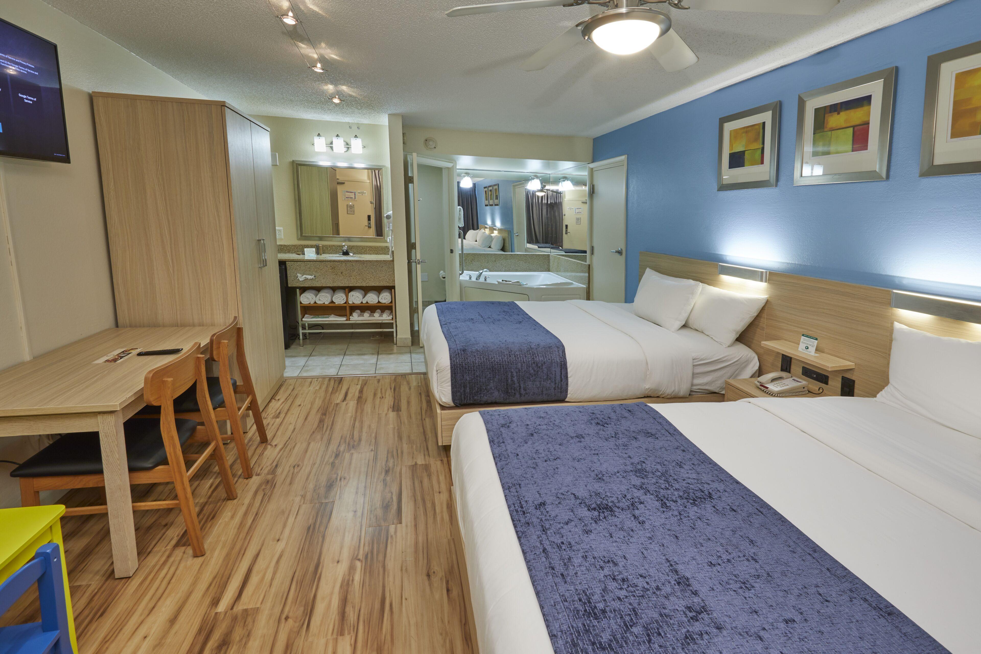 Deluxe Queen Room Two Queen Beds Non-Smoking