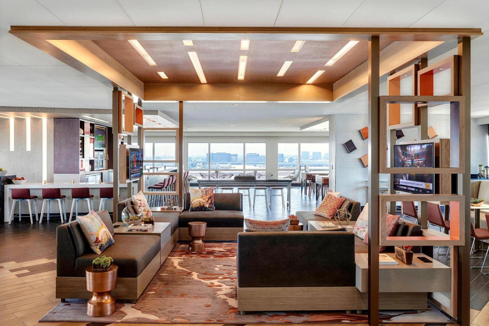 M Club Level M Club lounge access Guest room 1 King