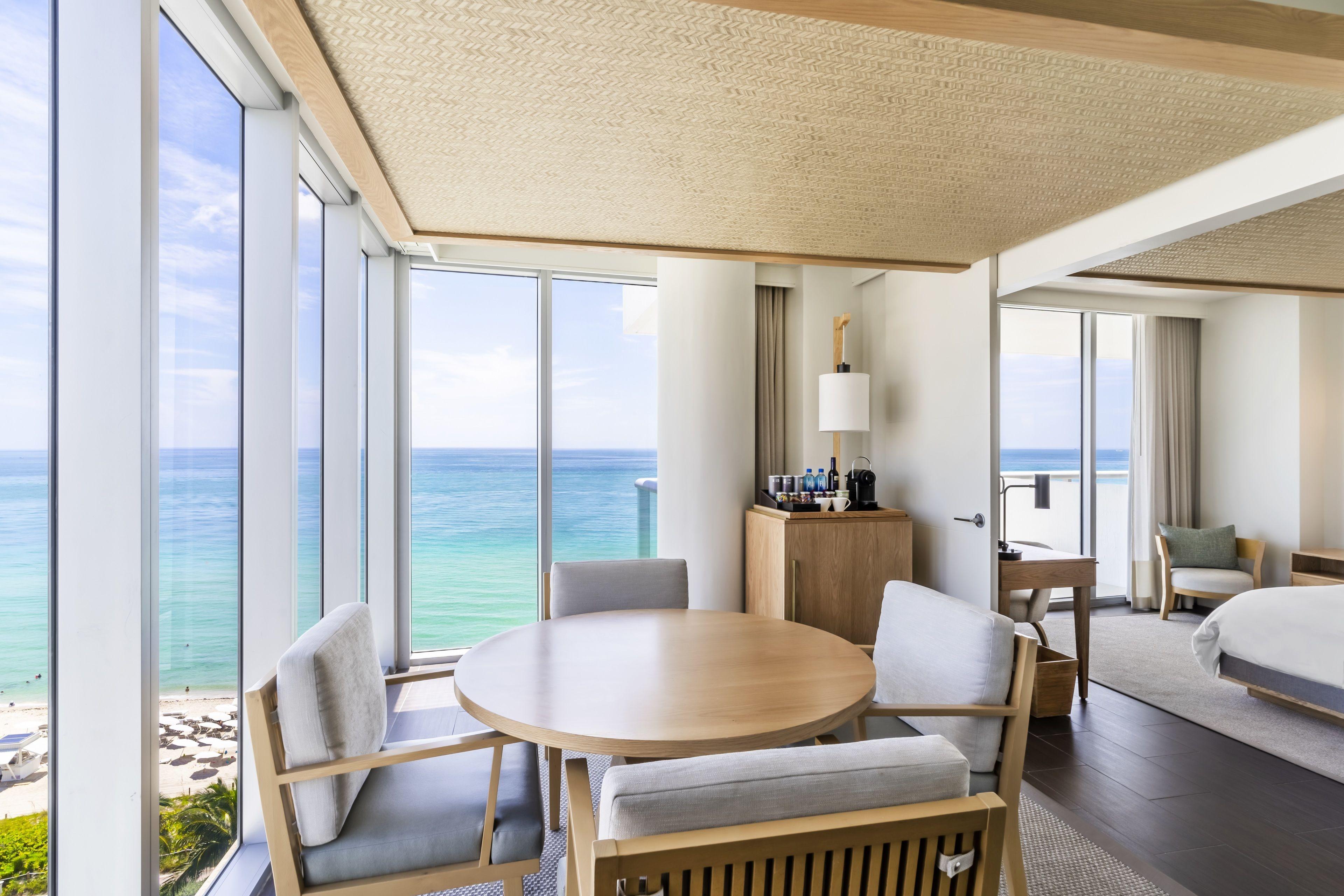One Bedroom Oceanfront Suite King Balcony