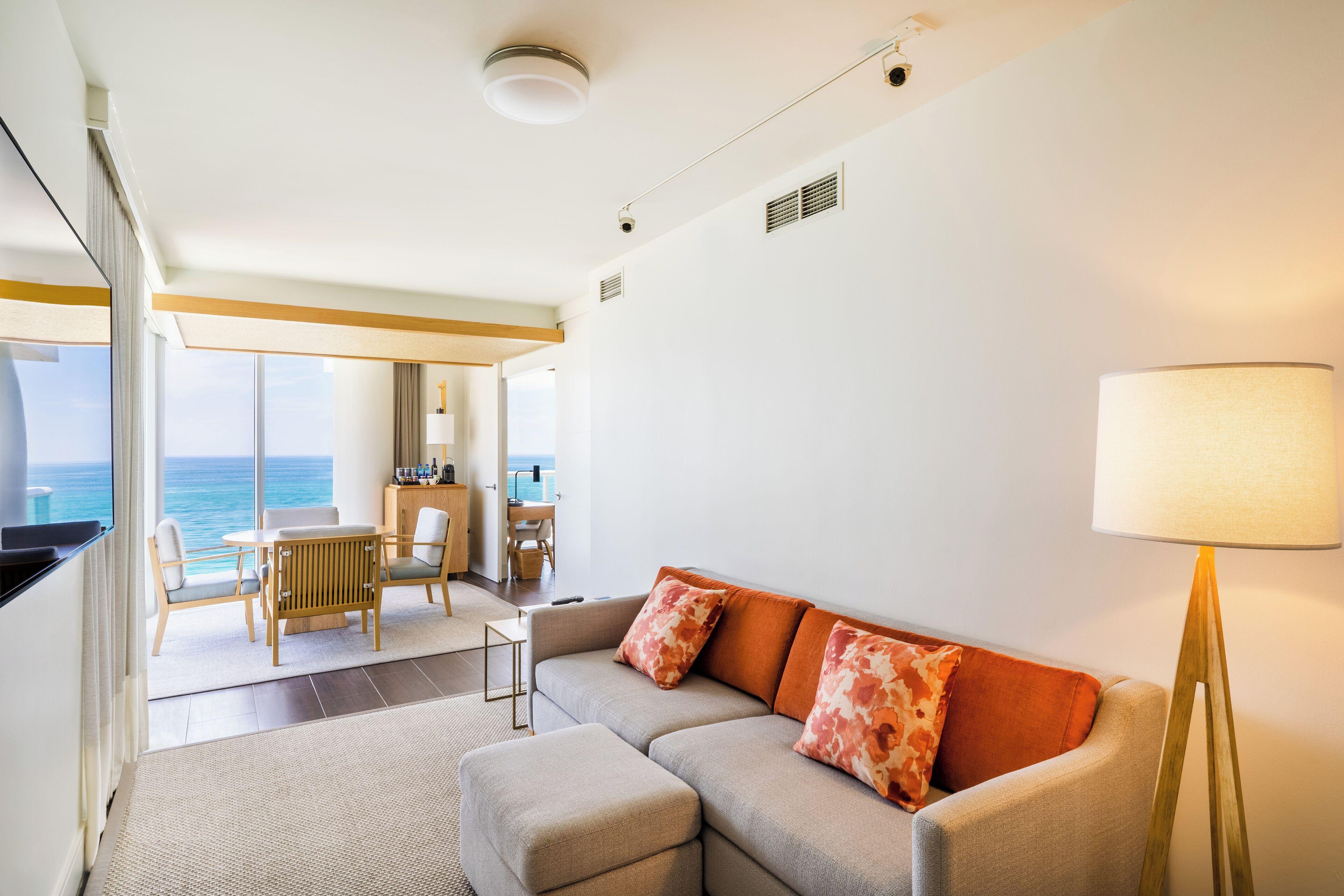 One Bedroom Oceanfront Suite King Balcony
