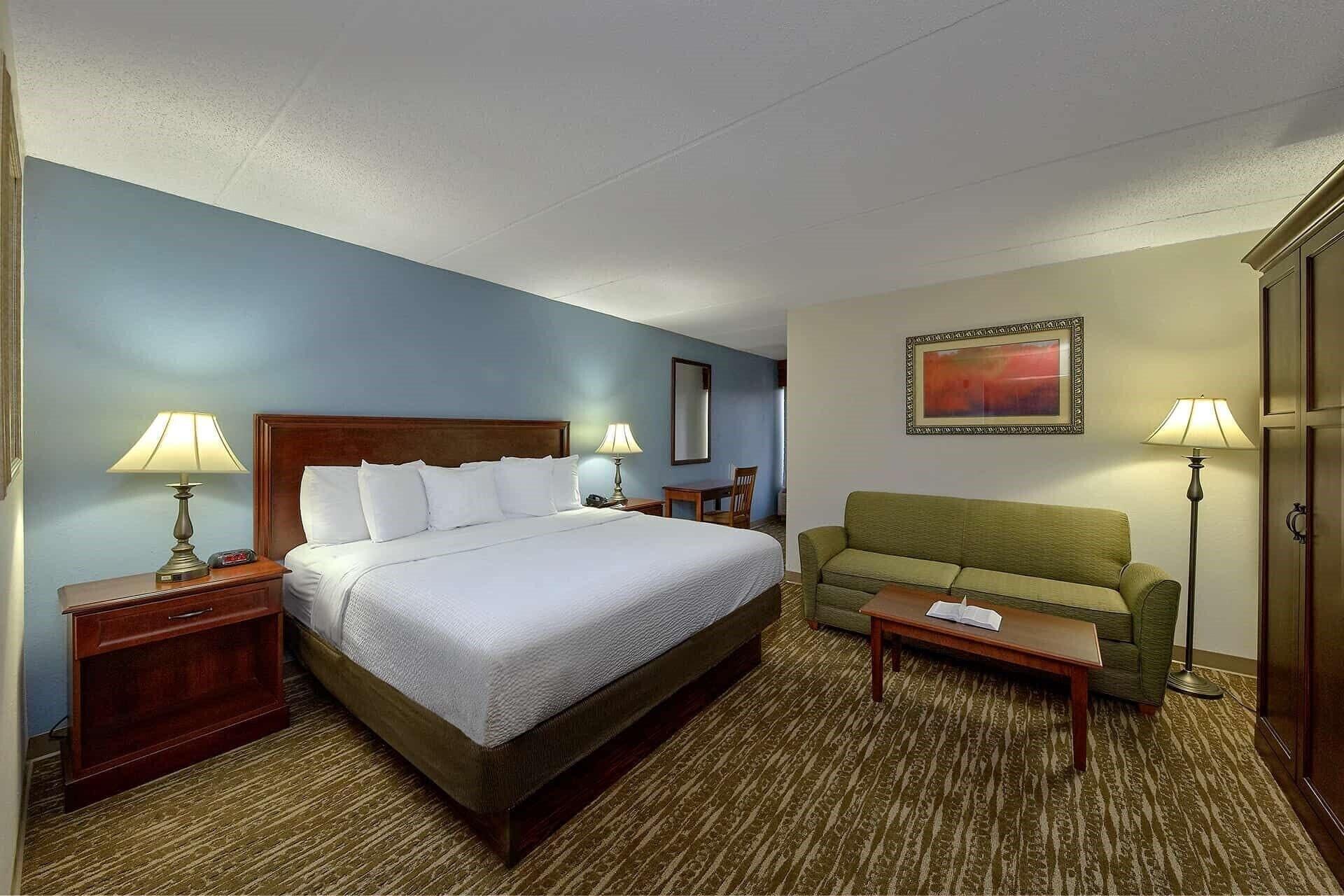 Standard King Room