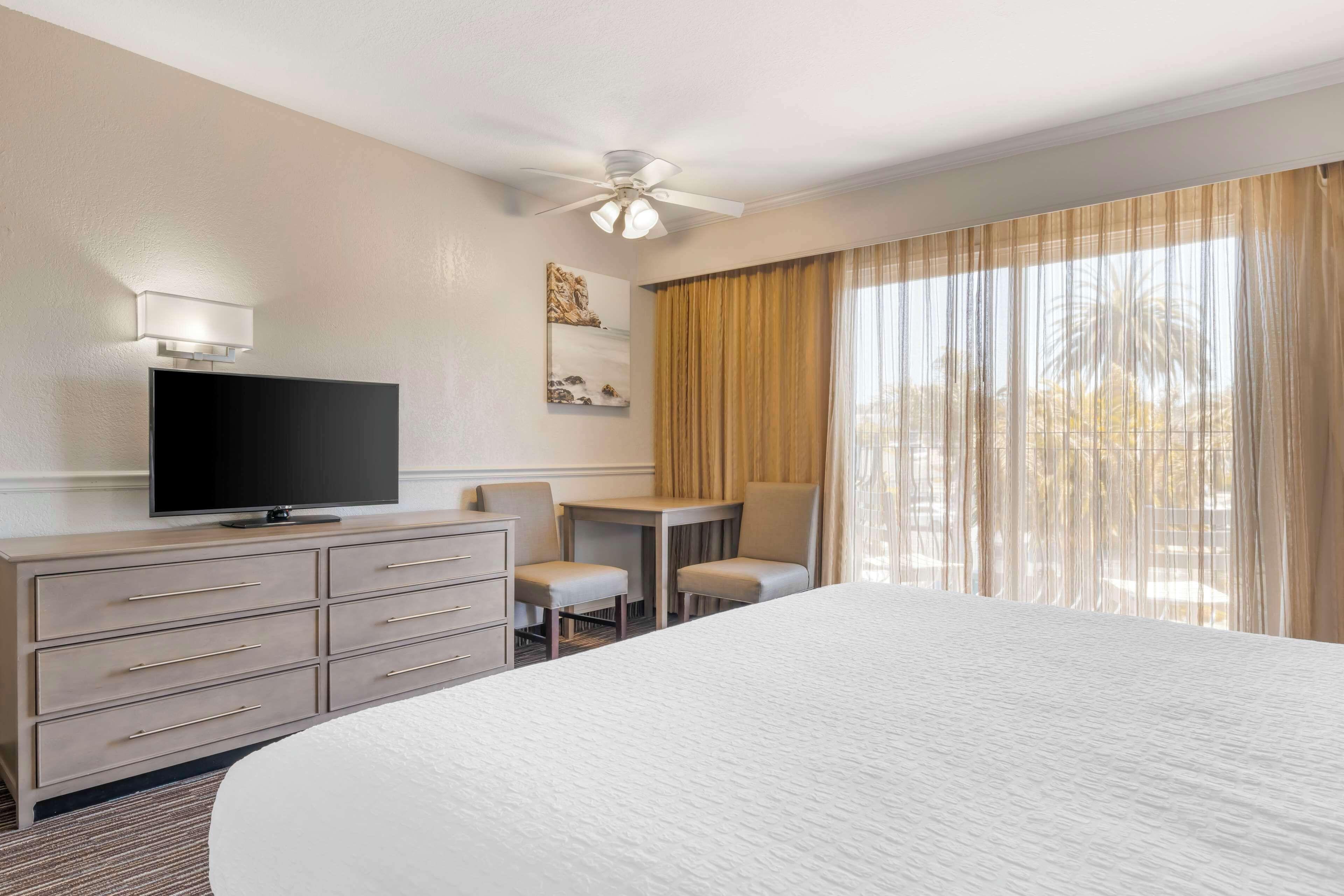King Room Non-Smoking
