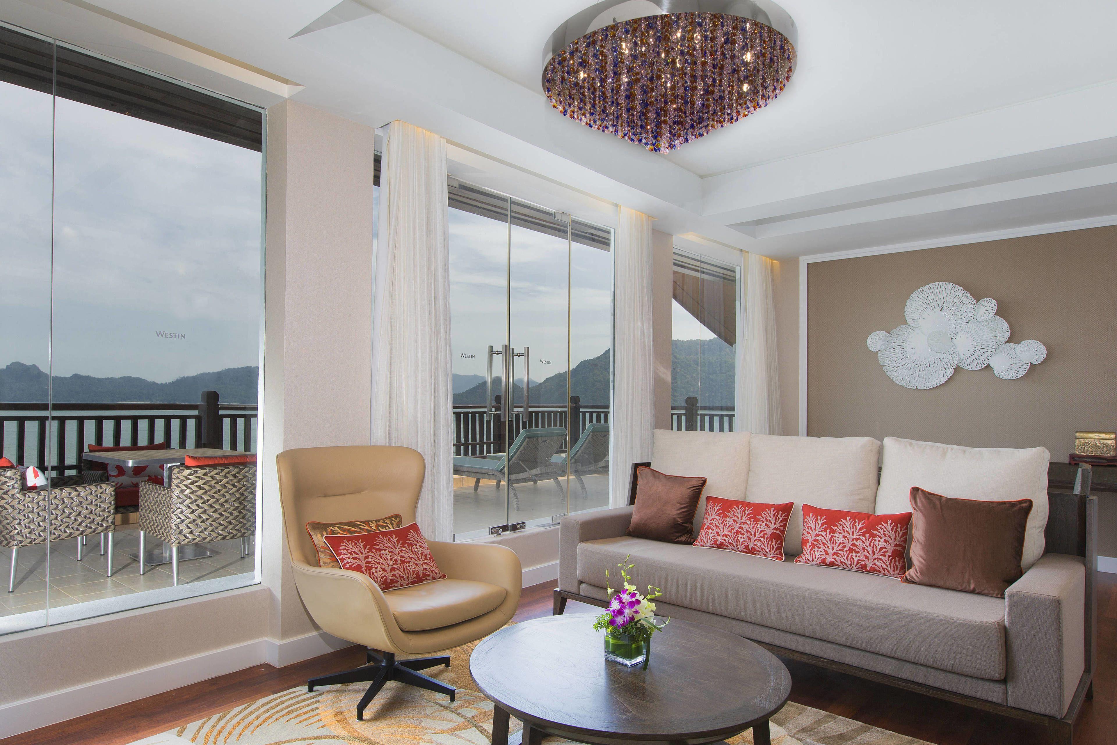One-Bedroom King Suite Ocean View