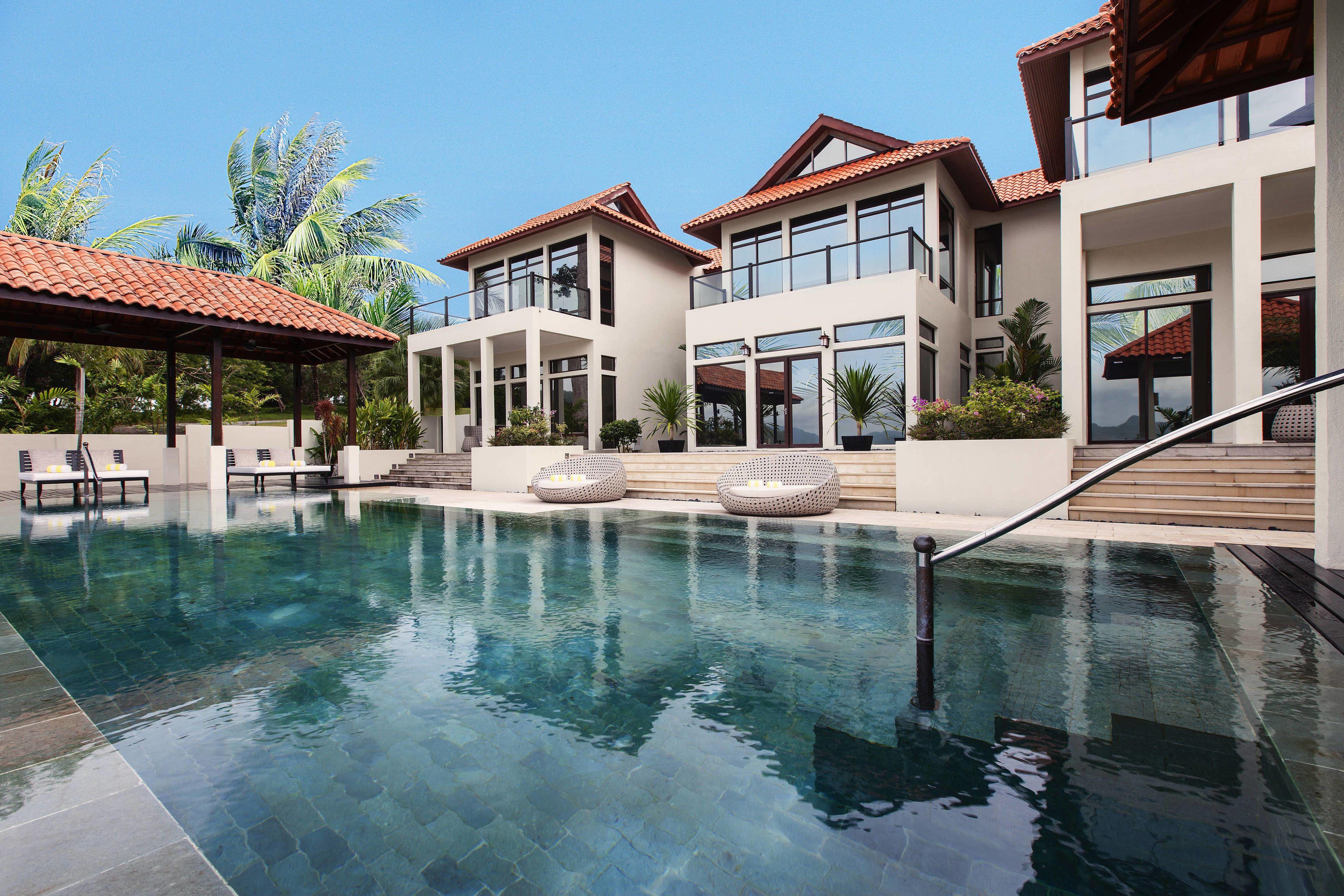 Five-Bedroom Villa Private Pool Ocean View