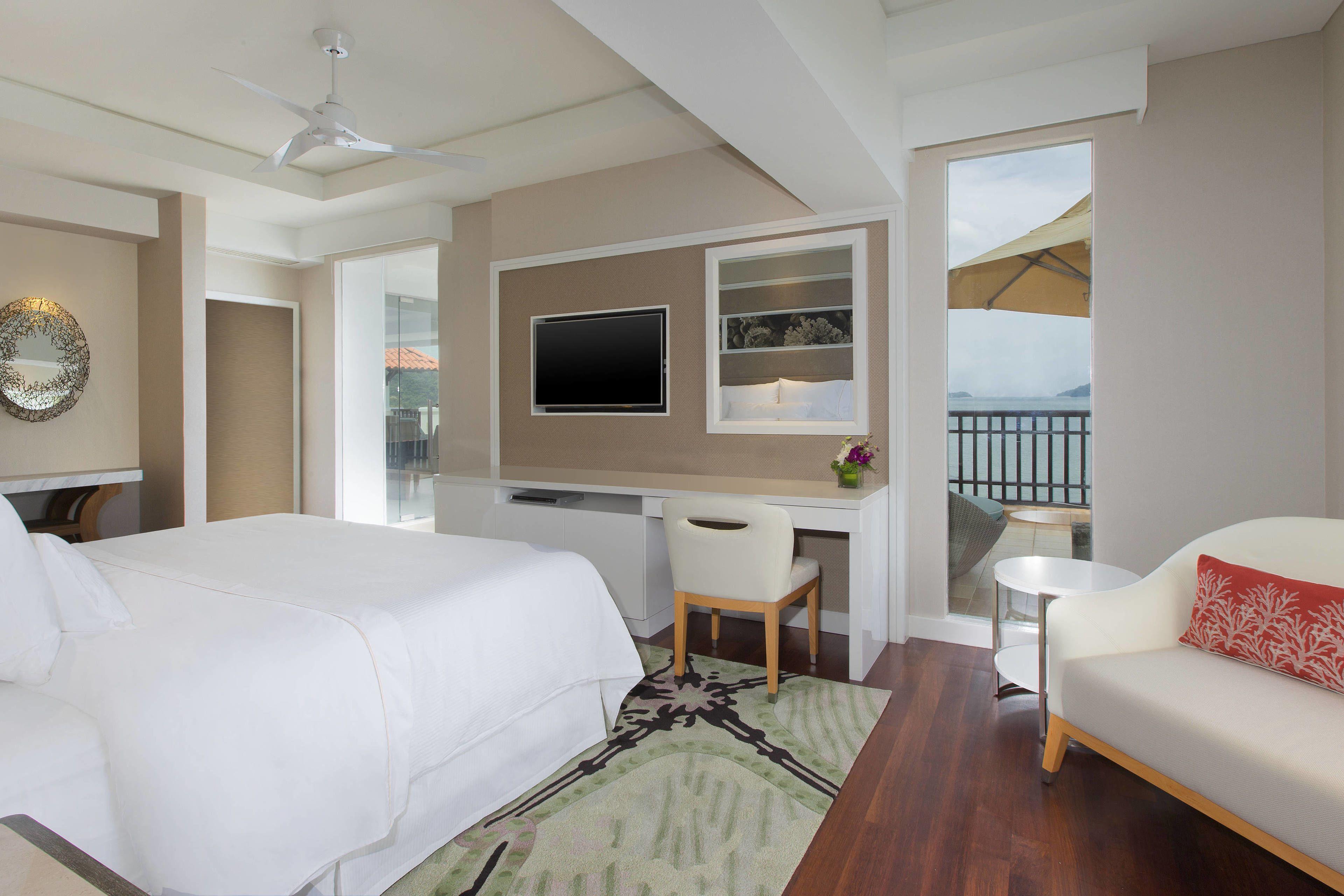 Two-Bedroom Suite One King Two Twin Beds