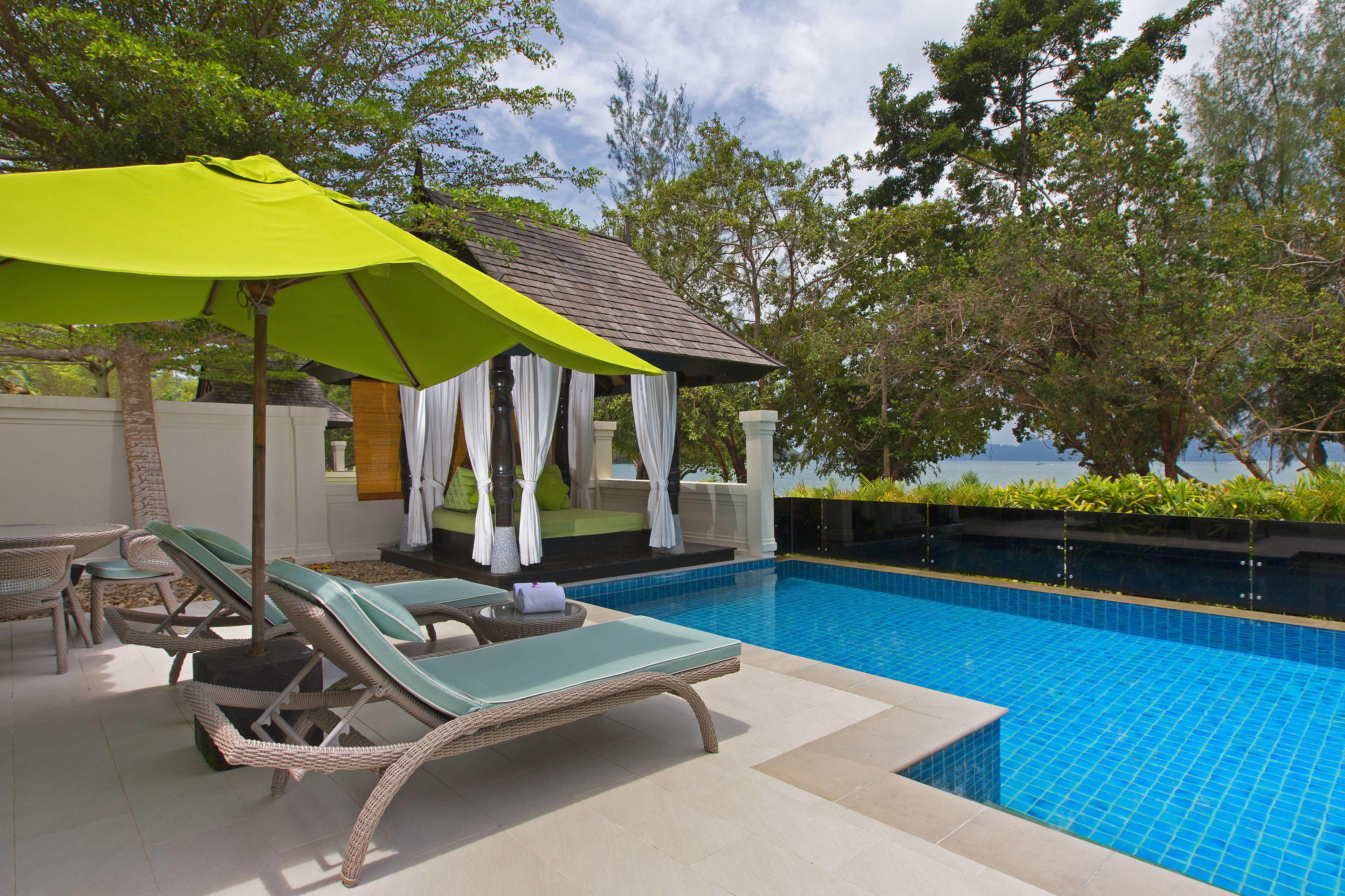 One-Bedroom King Villa Private Pool Beachfront
