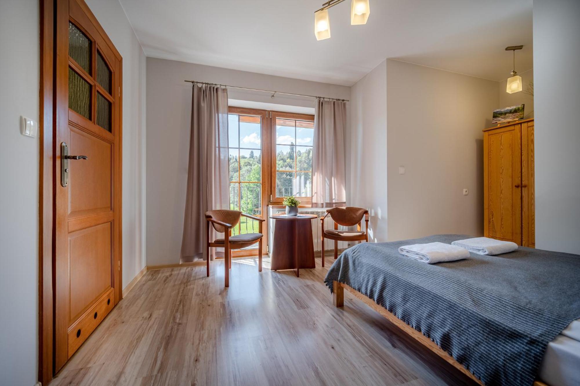 Pokój Dwuosobowy z balkonem