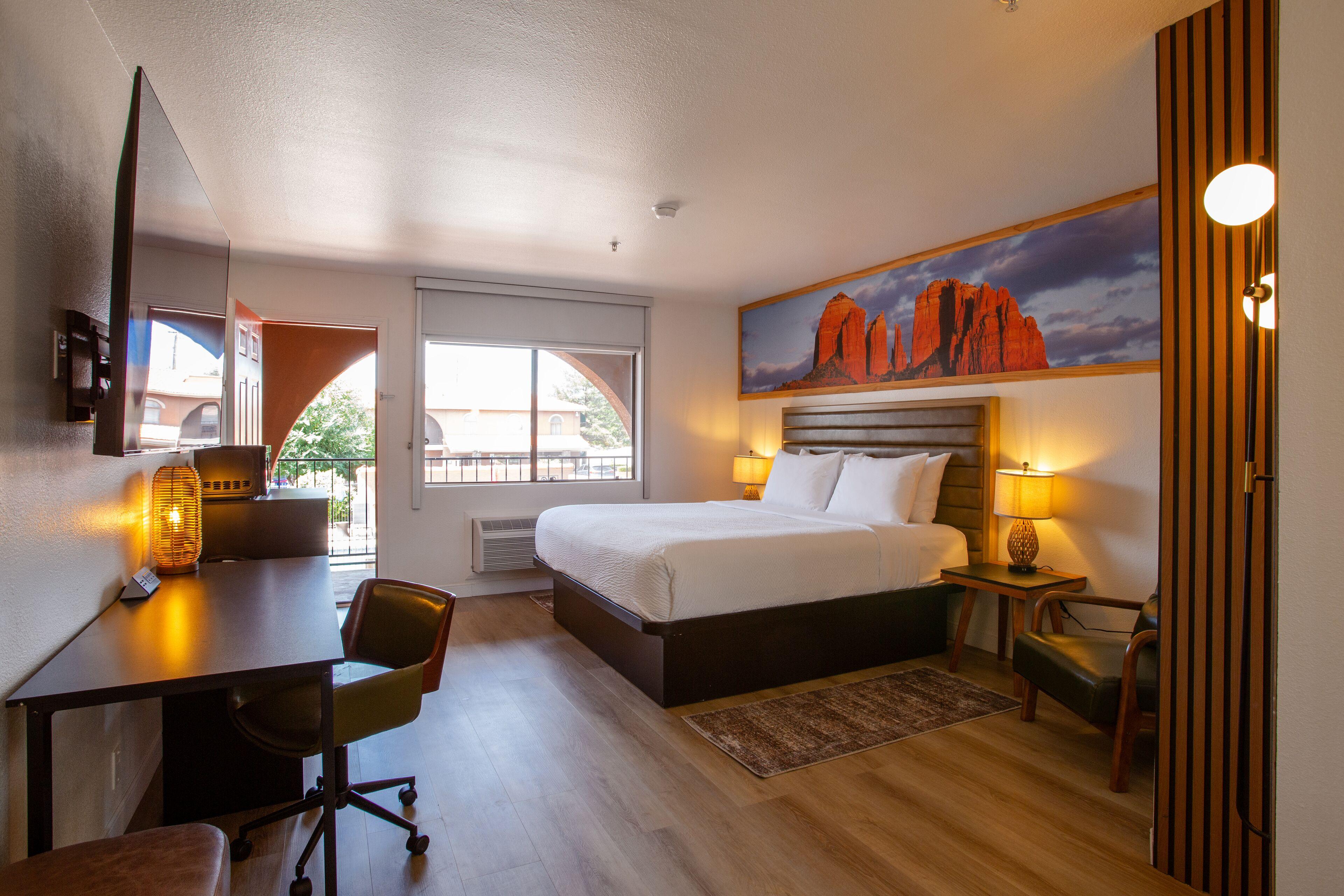King Room Pool View
