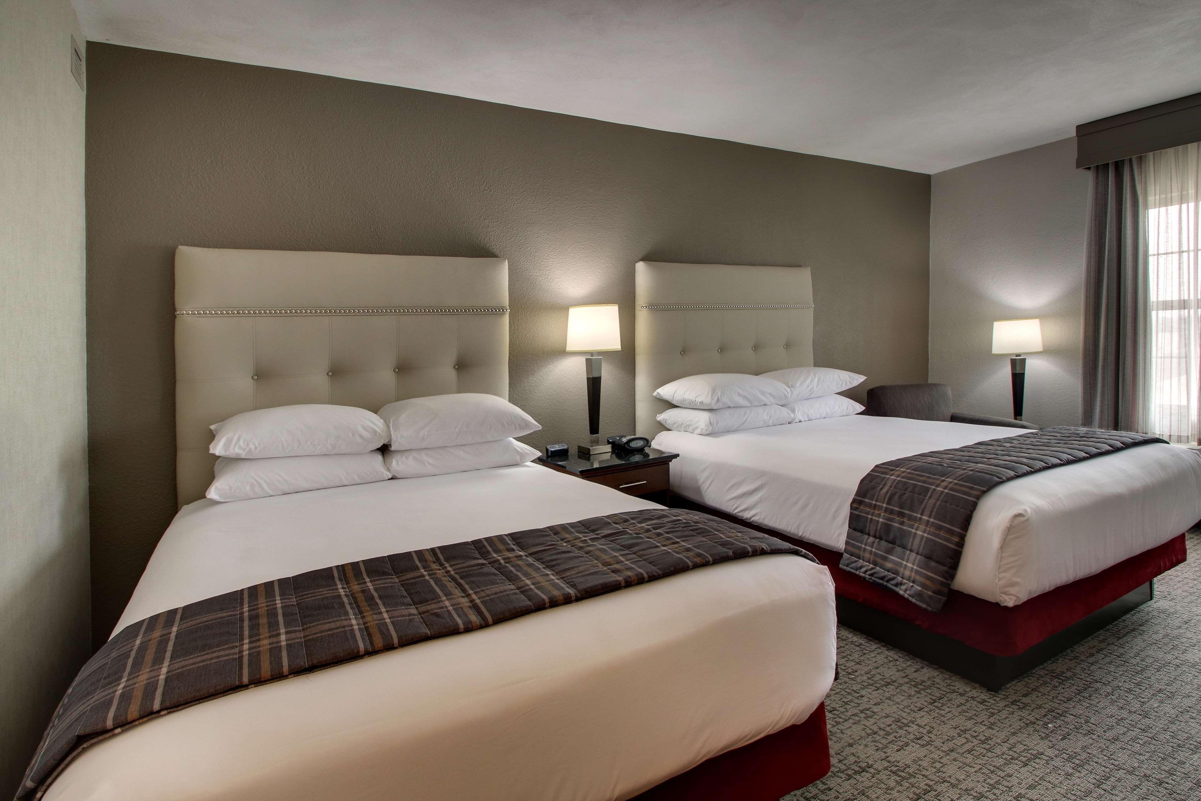 Deluxe Queen Room Two Queen Beds