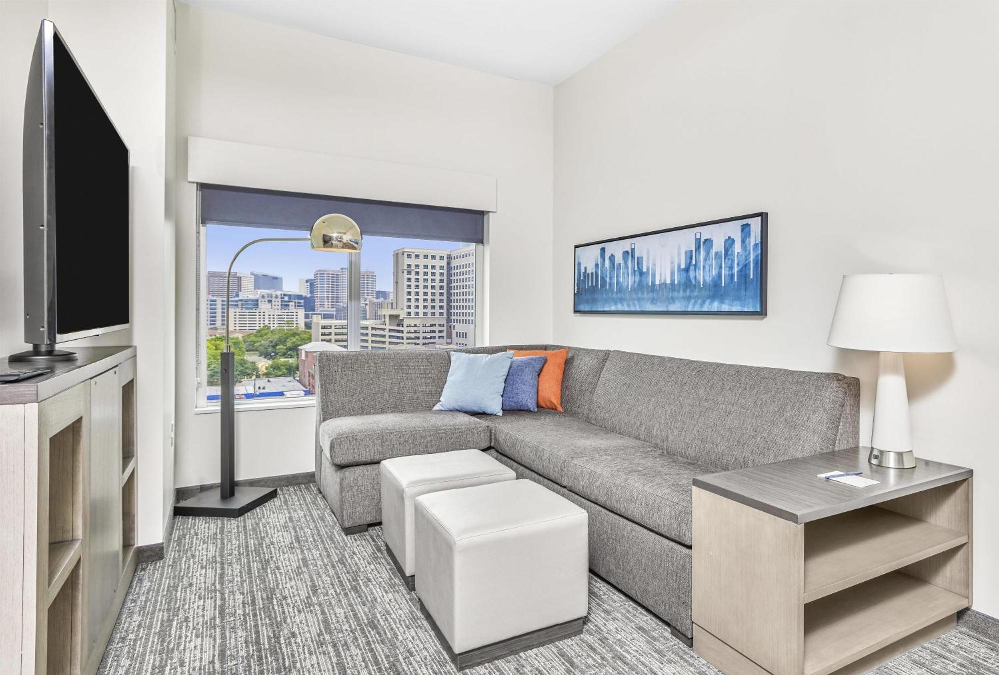 King Studio Suite Kitchen Sofa Bed
