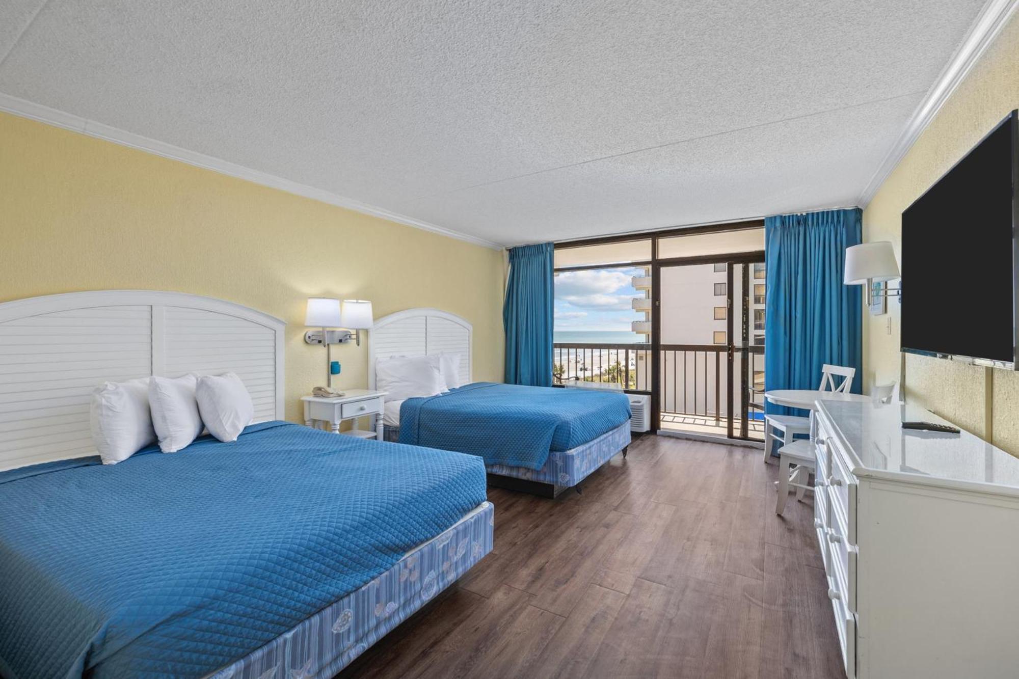 Standard Queen Room Two Queen Beds Ocean View