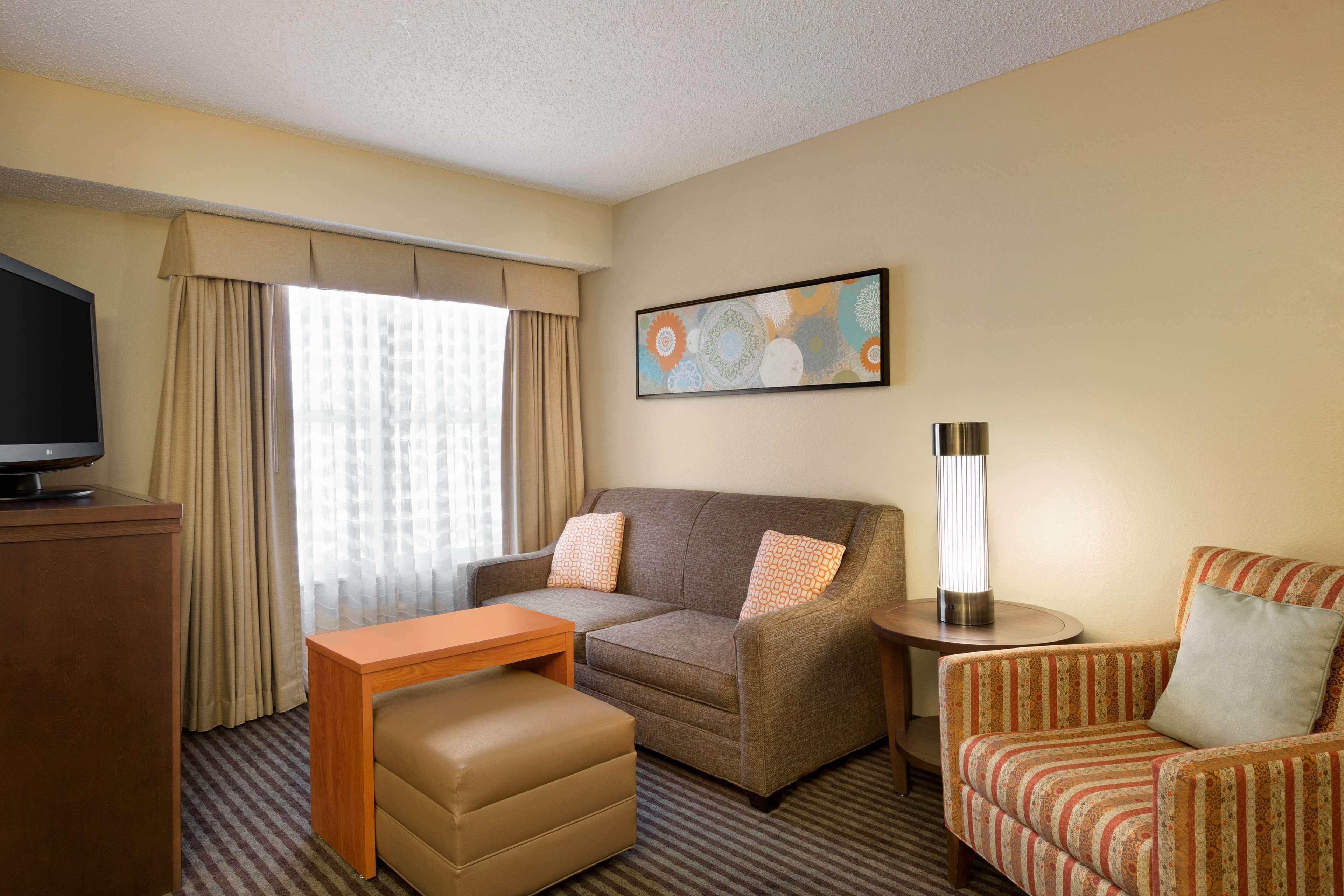One-Bedroom King Suite Non-Smoking
