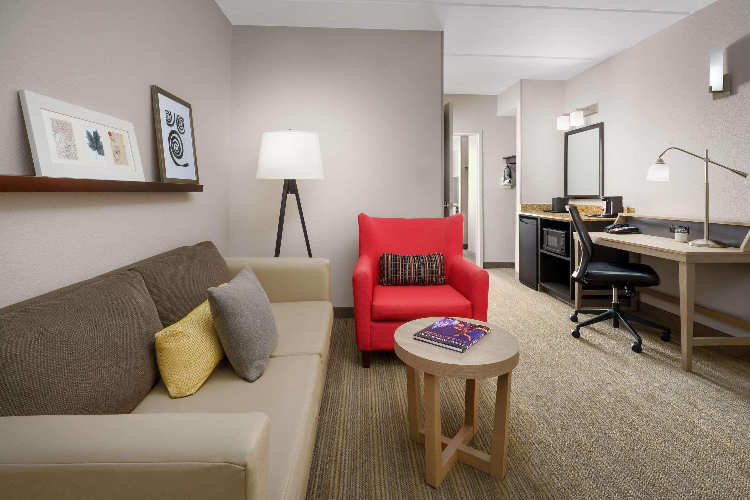 One-Bedroom King Suite