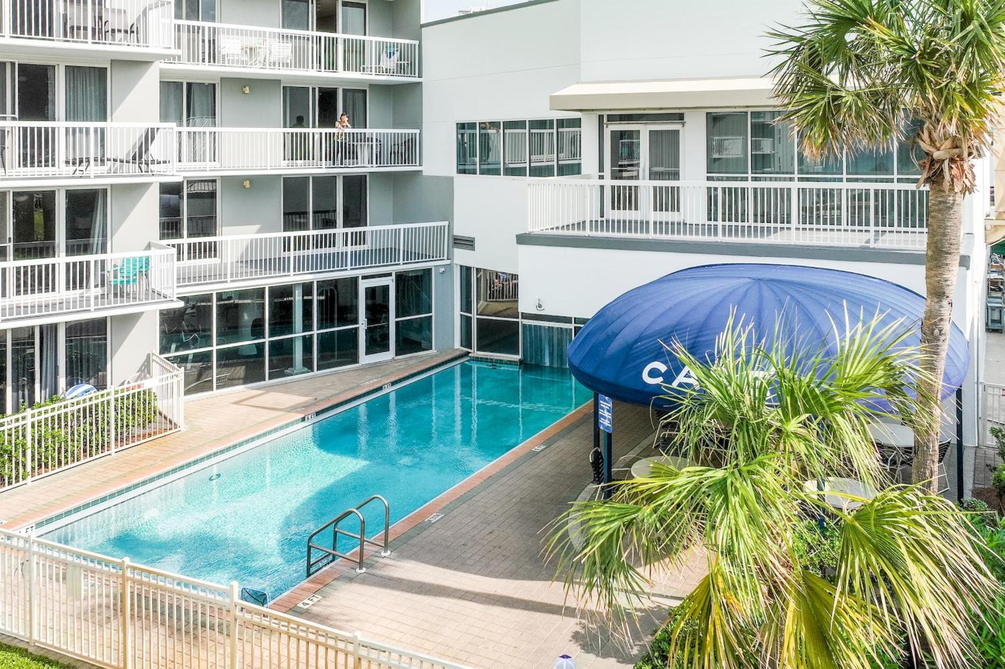 Two-Bedroom Apartment Balcony Sea View