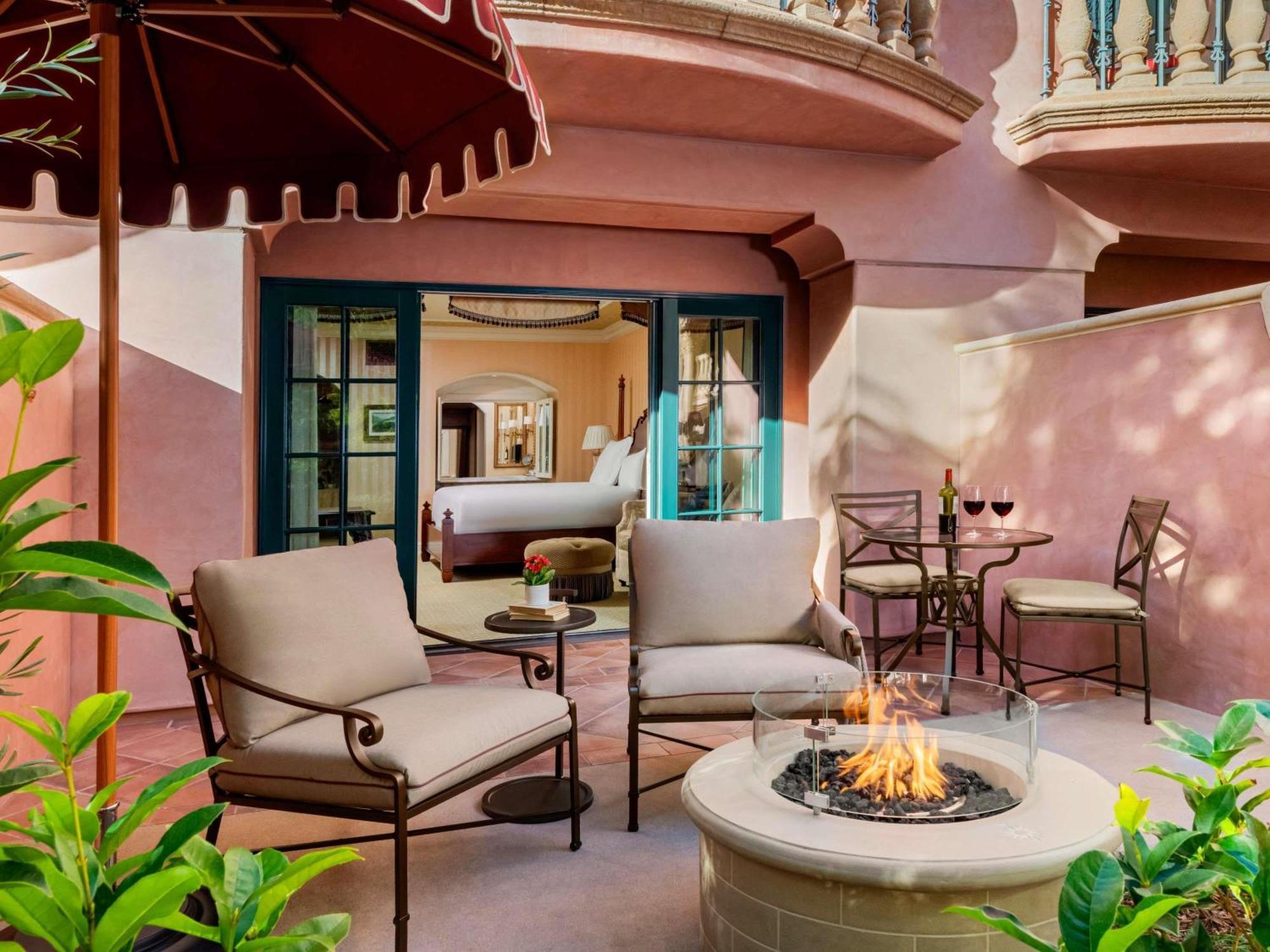 One-Bedroom Del Mar King Suite Fireside