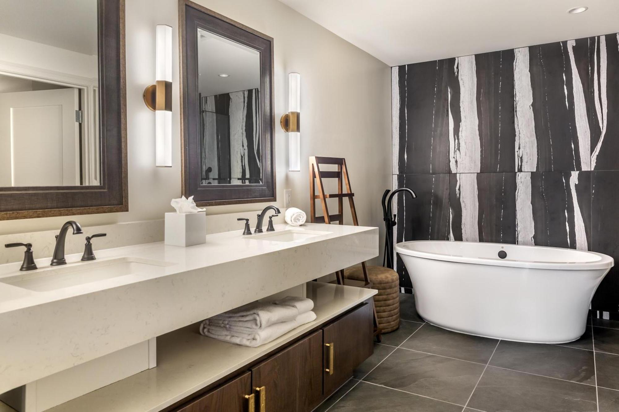 Three-Bedroom Presidential King Suite