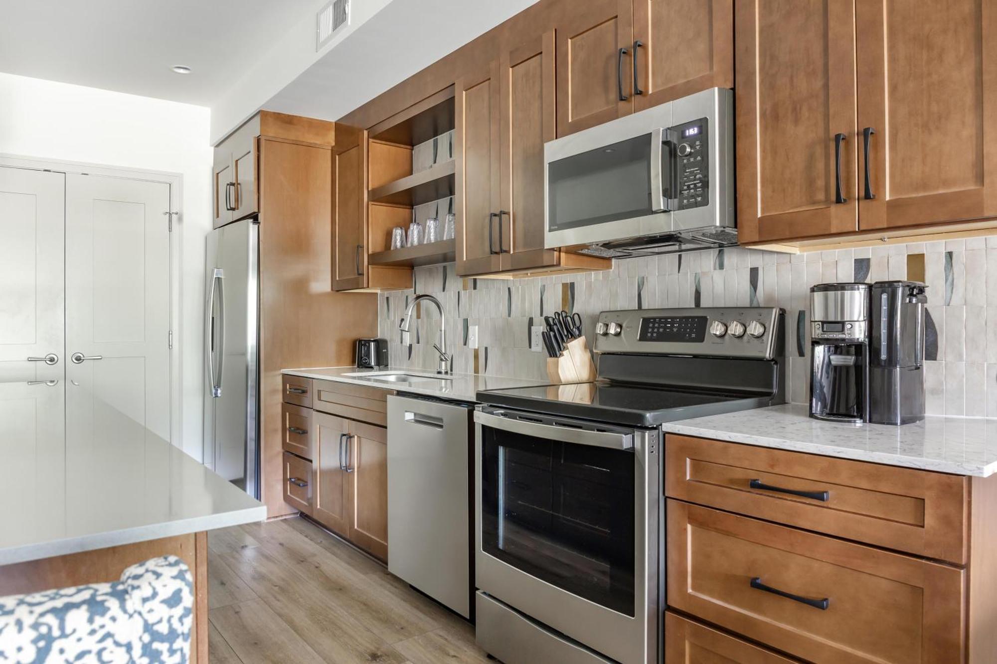 Two-Bedroom King Suite
