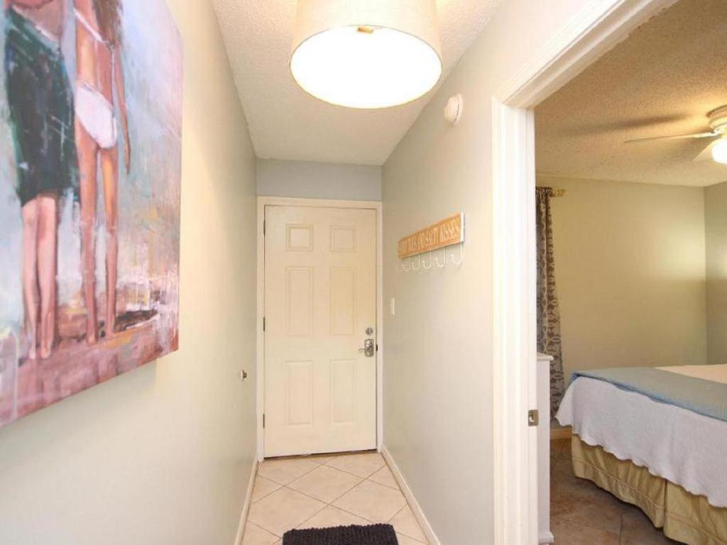 One-Bedroom Apartment Terrace