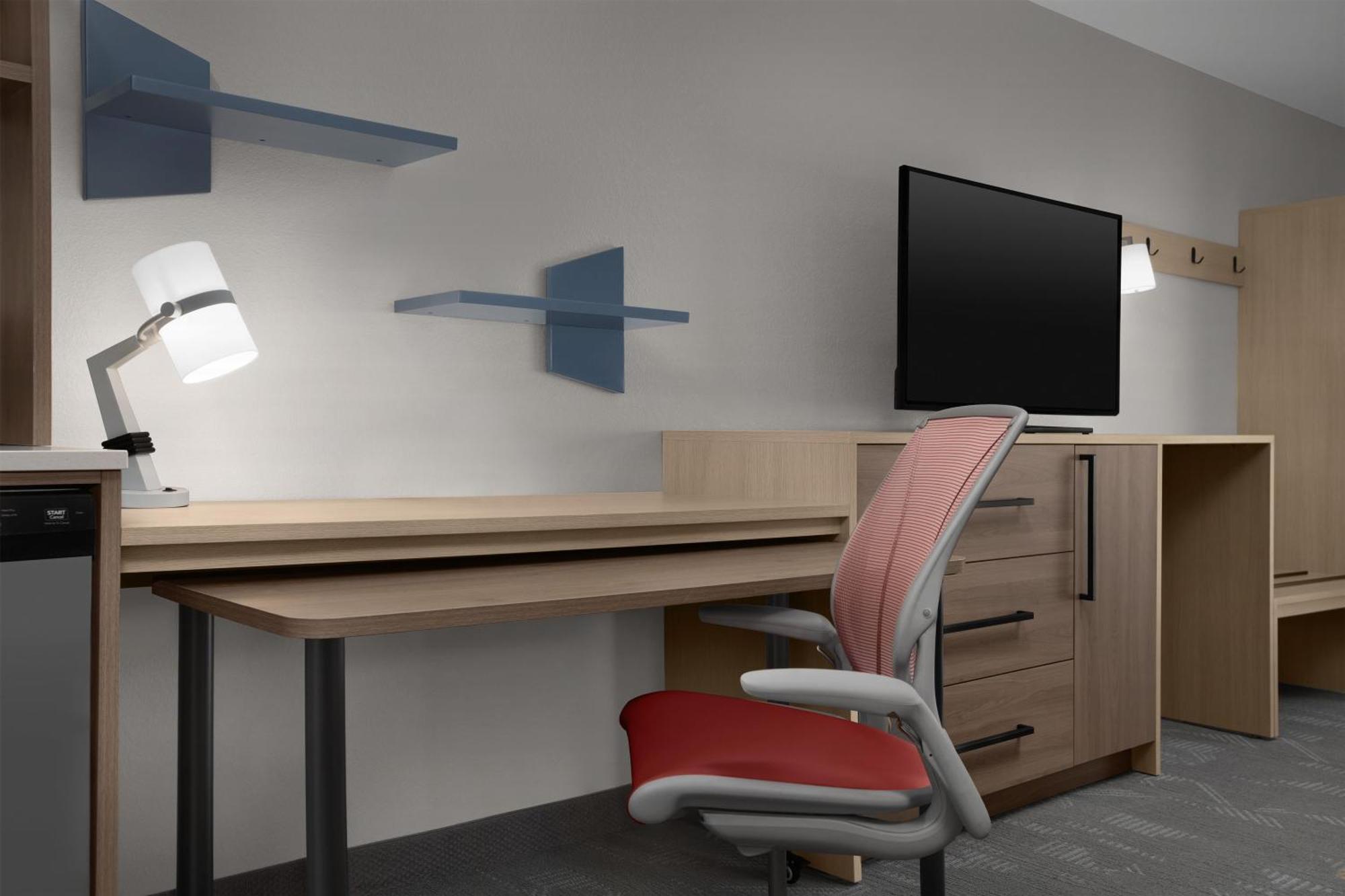 King Studio Suite