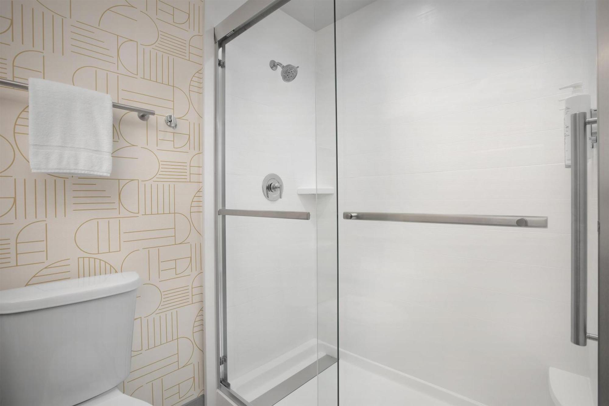 King Studio Suite