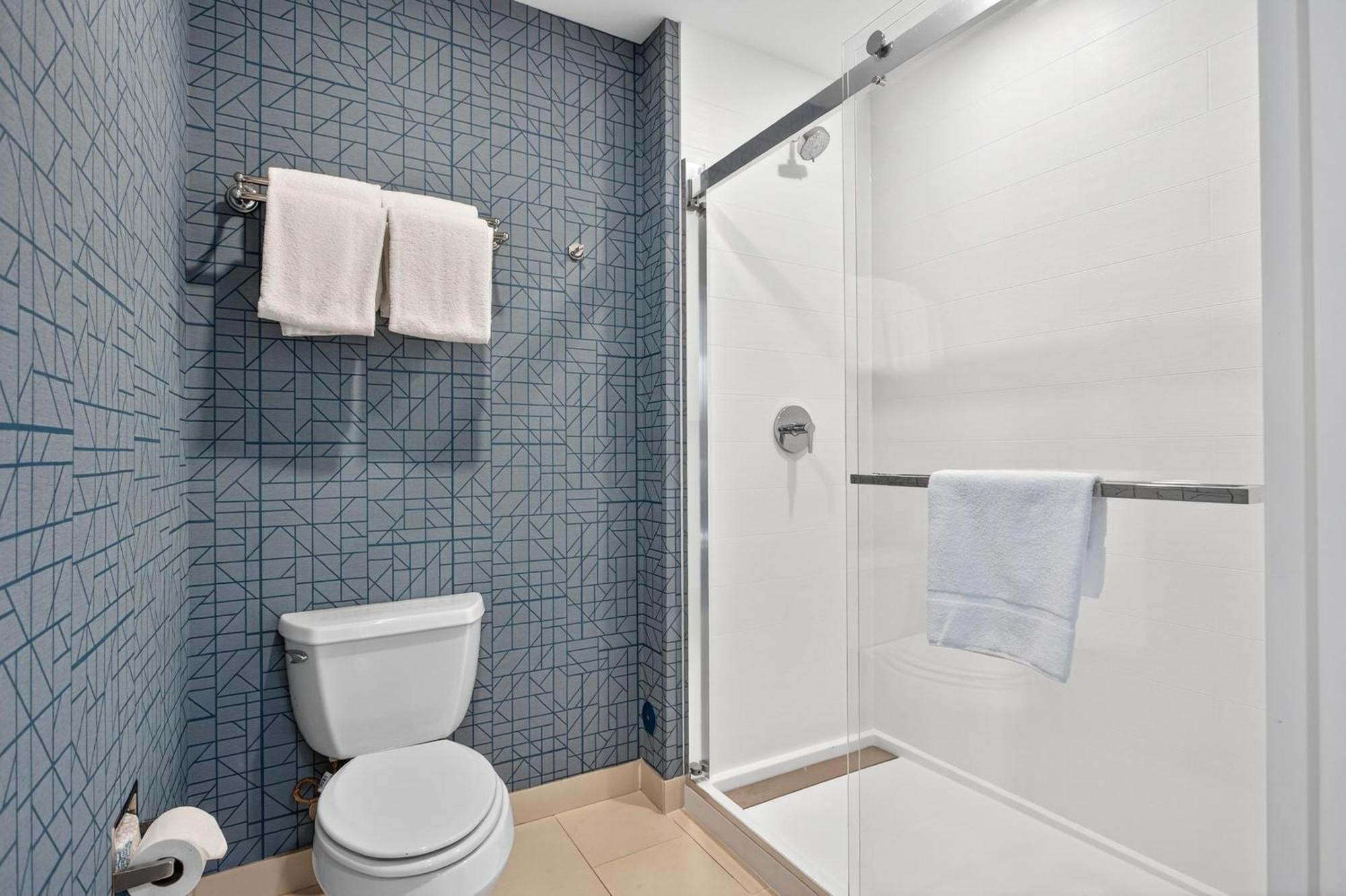 One-Bedroom King Suite Non-Smoking