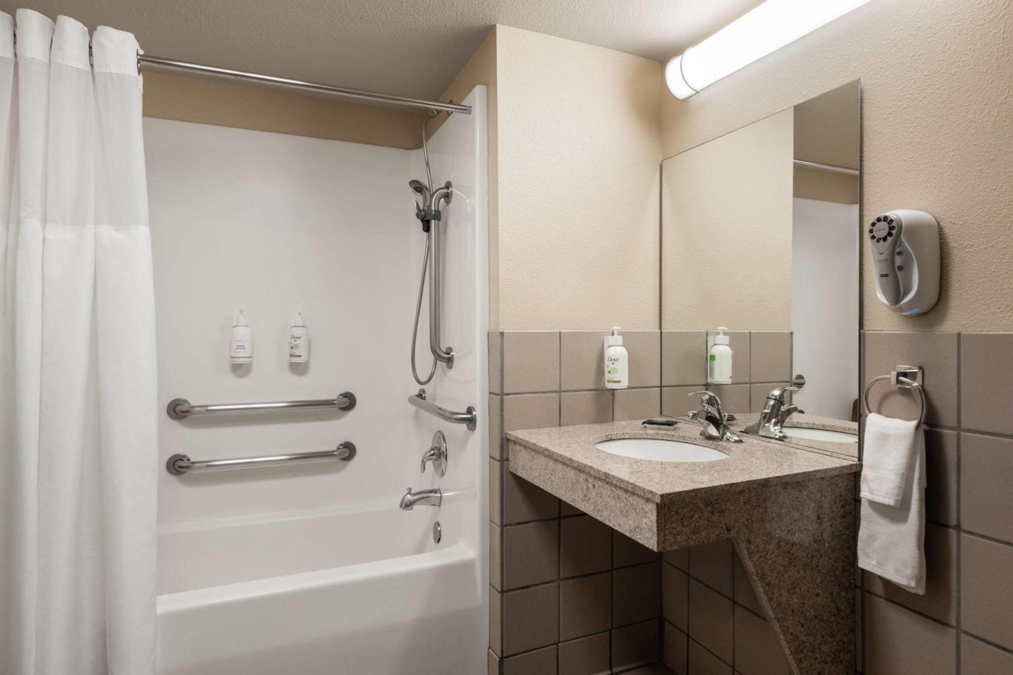 King Room Mobility Access or Non-Smoking