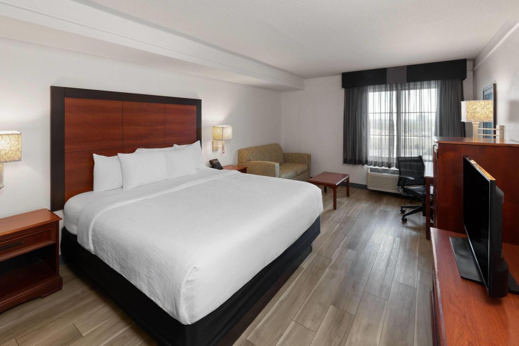 Executive King Room