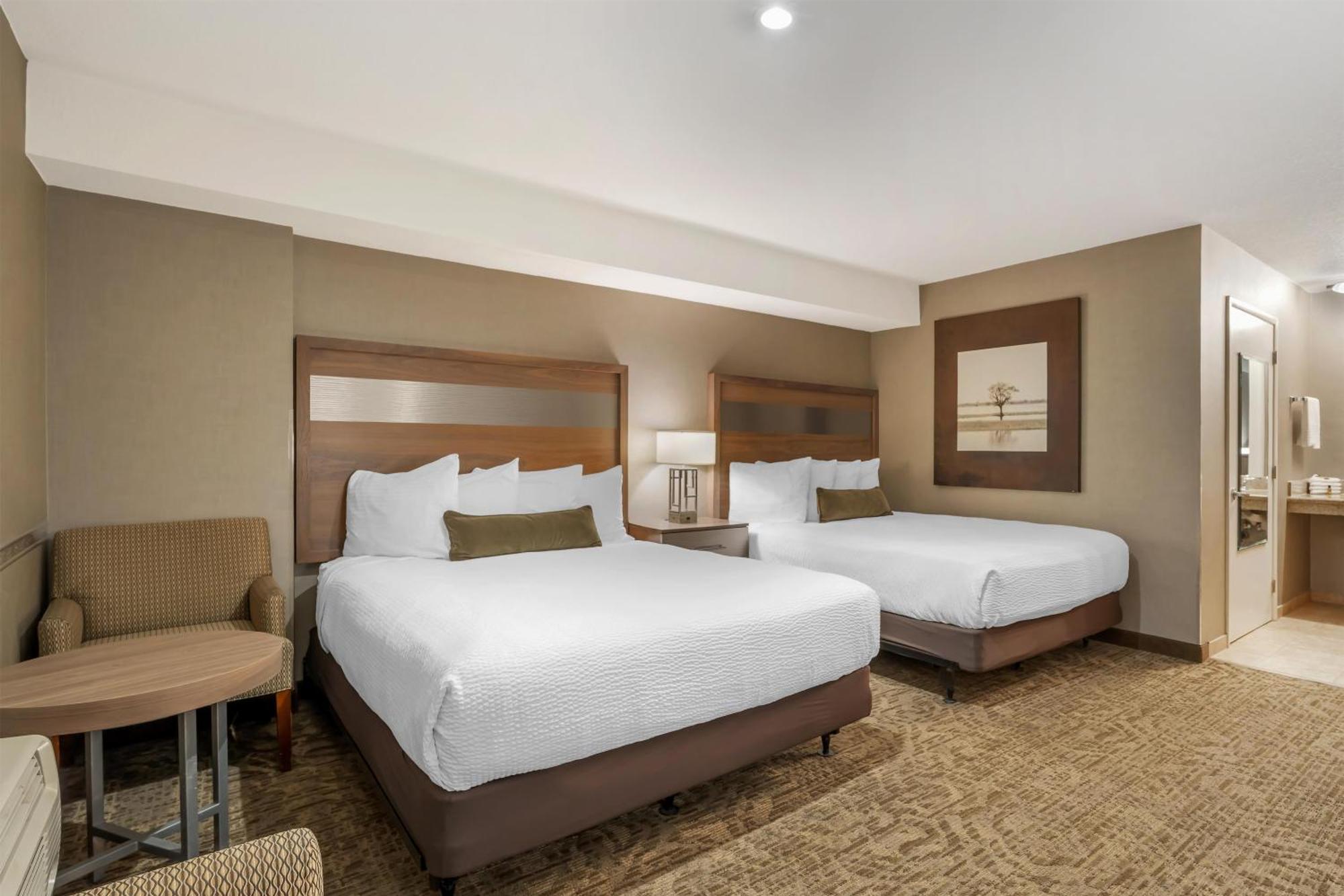 Double Room Two Double Beds Non-Smoking
