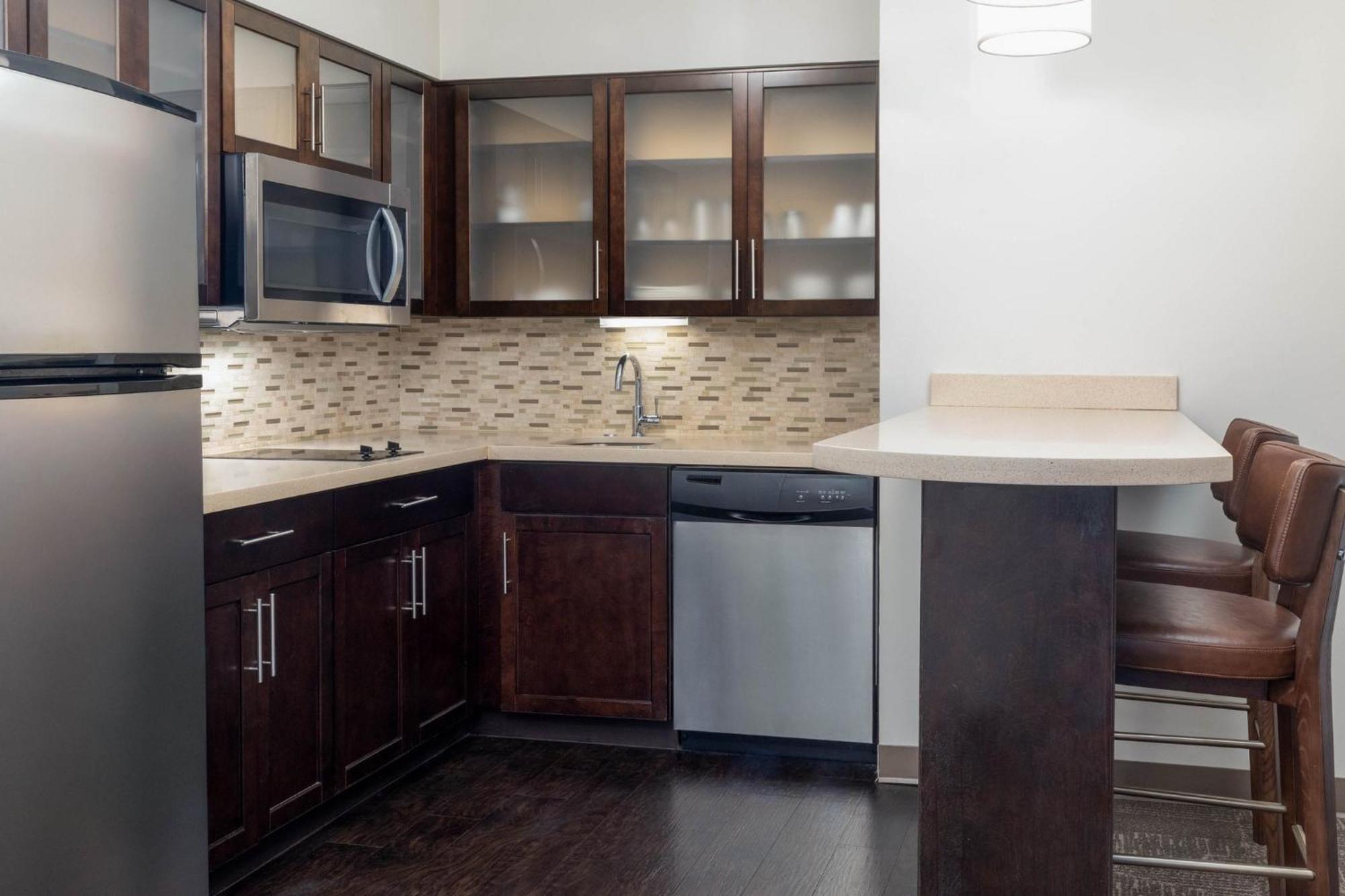 One-Bedroom King Suite