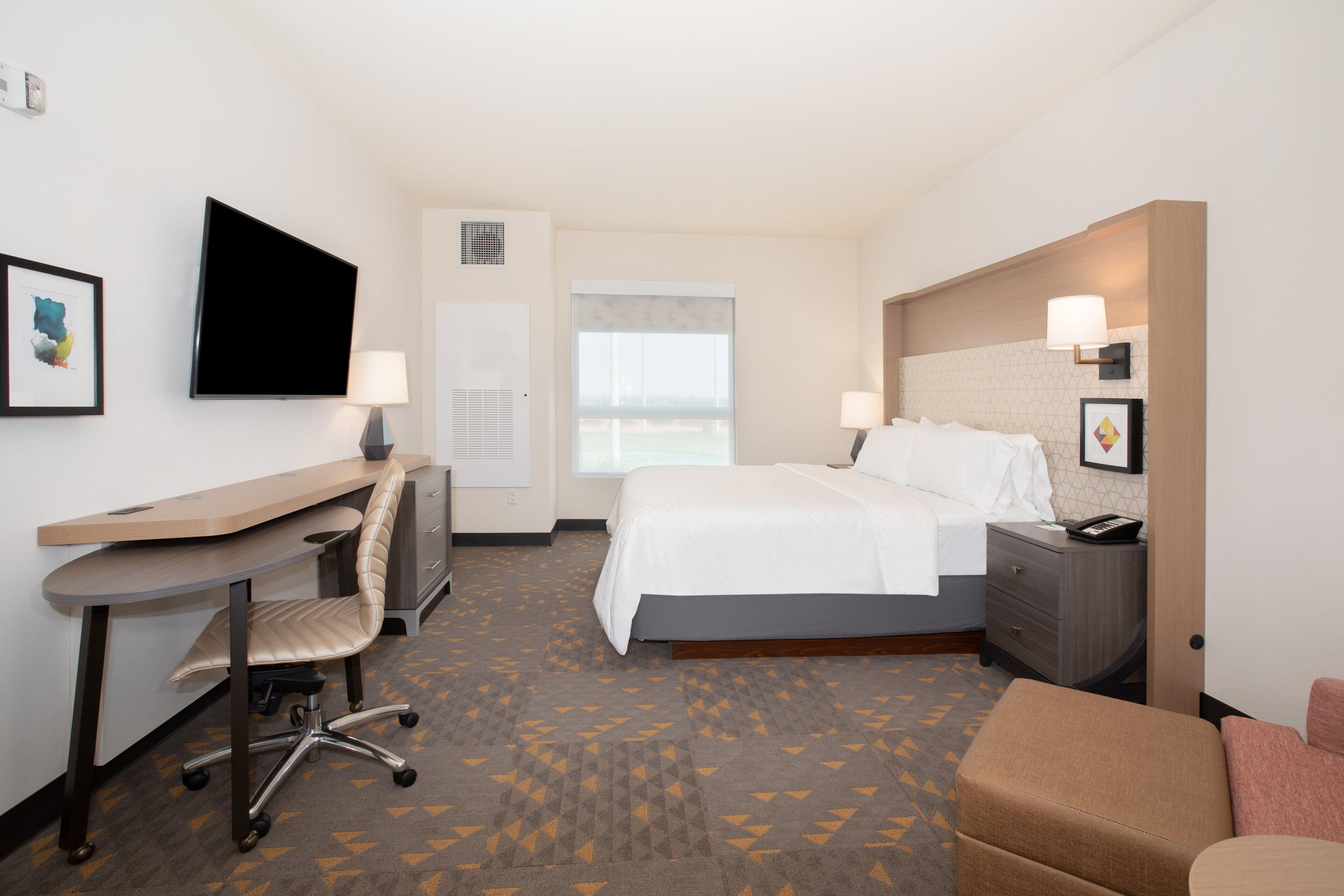 Standard King Room