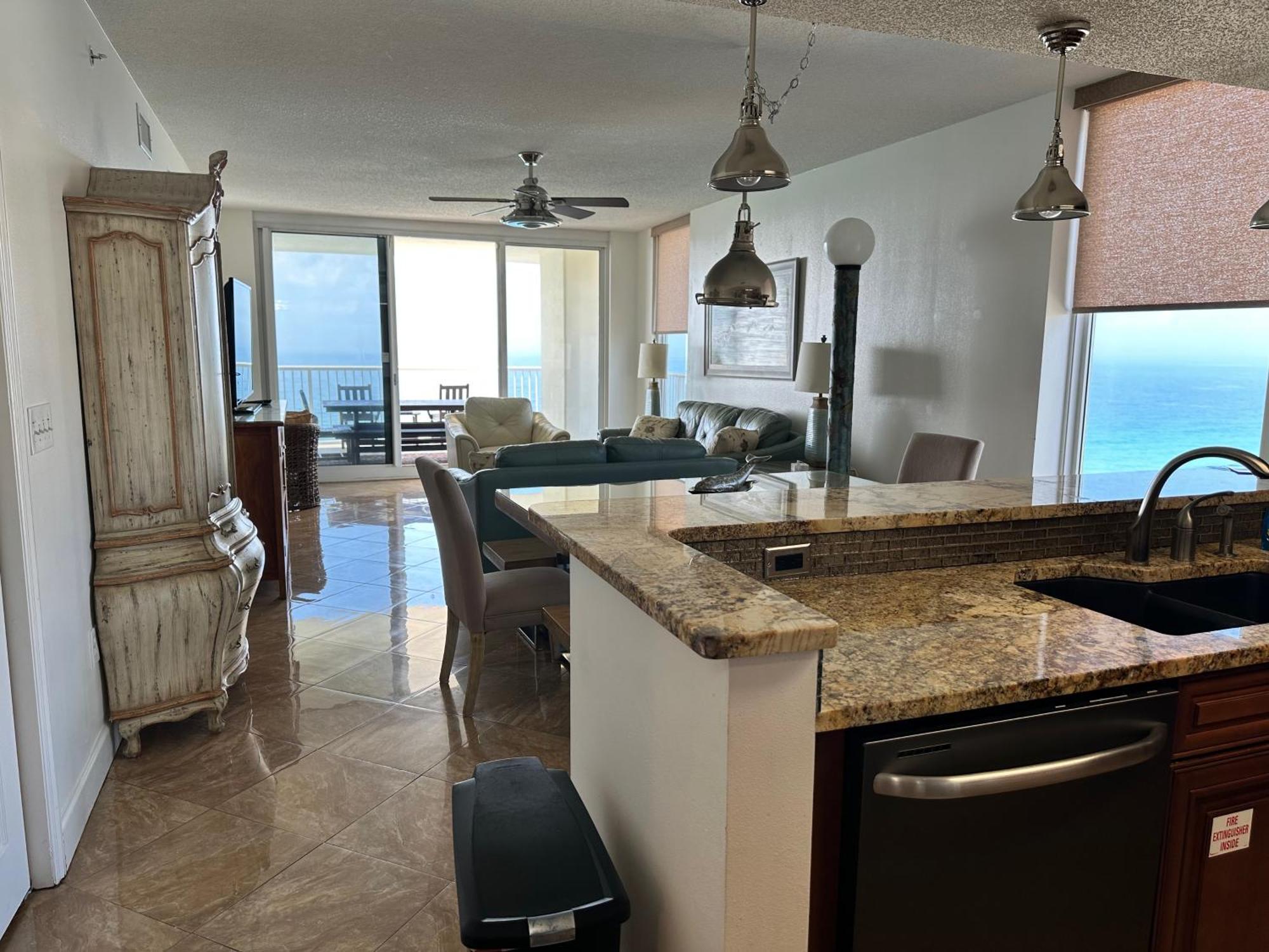 Three-Bedroom Apartment Oceanfront