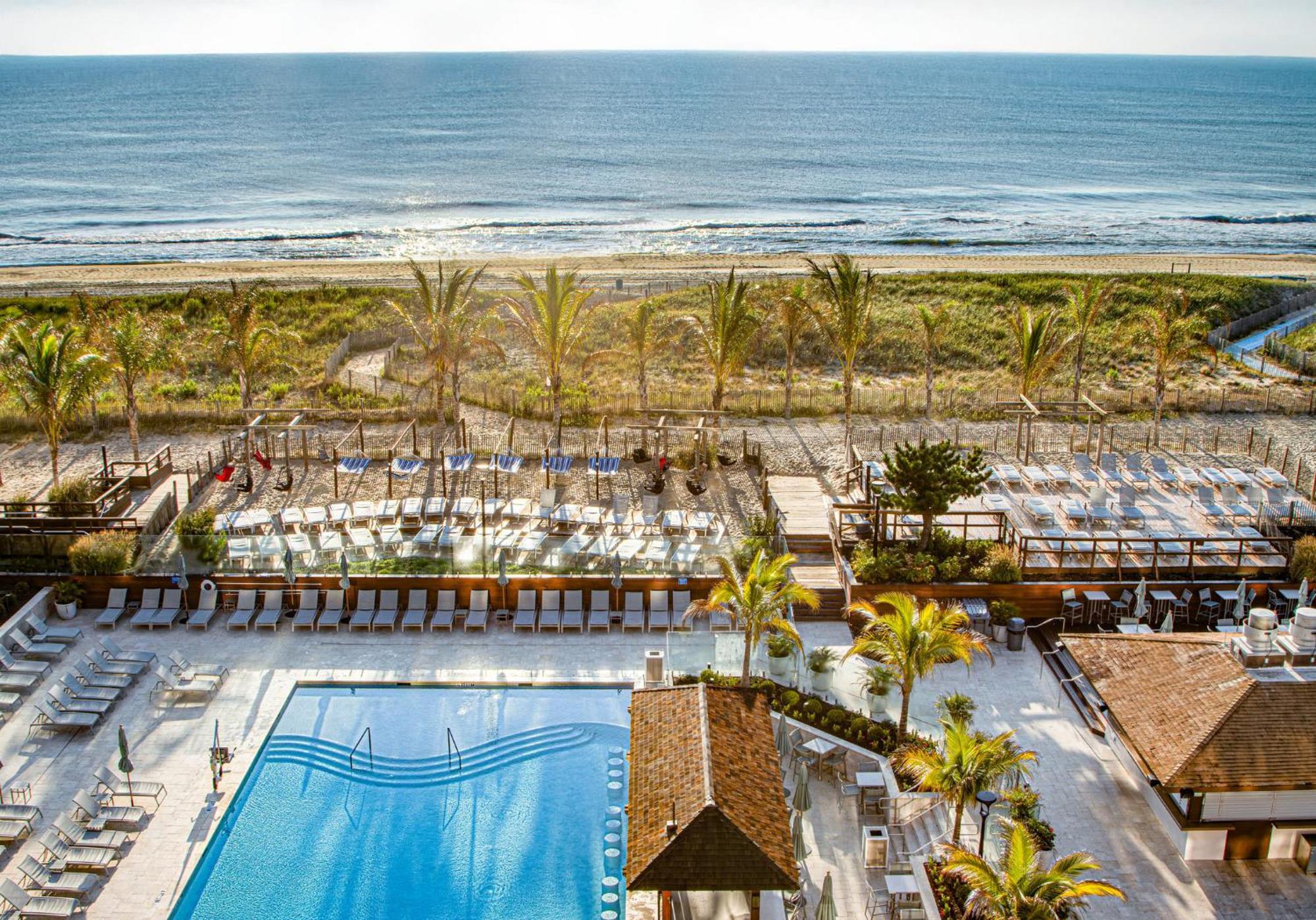 King Bed Hearing Wheelchair Accessible Bathtub Eastern Oceanfront