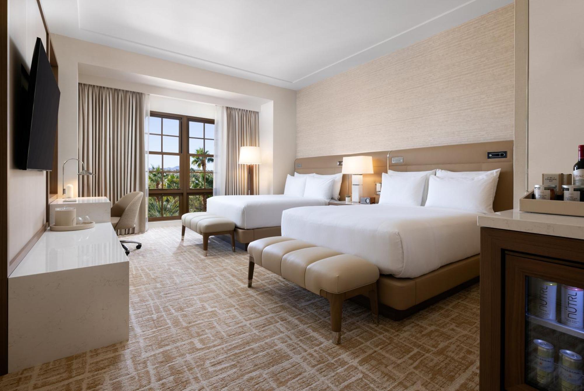 Resort Two Queen Newly Remodeled