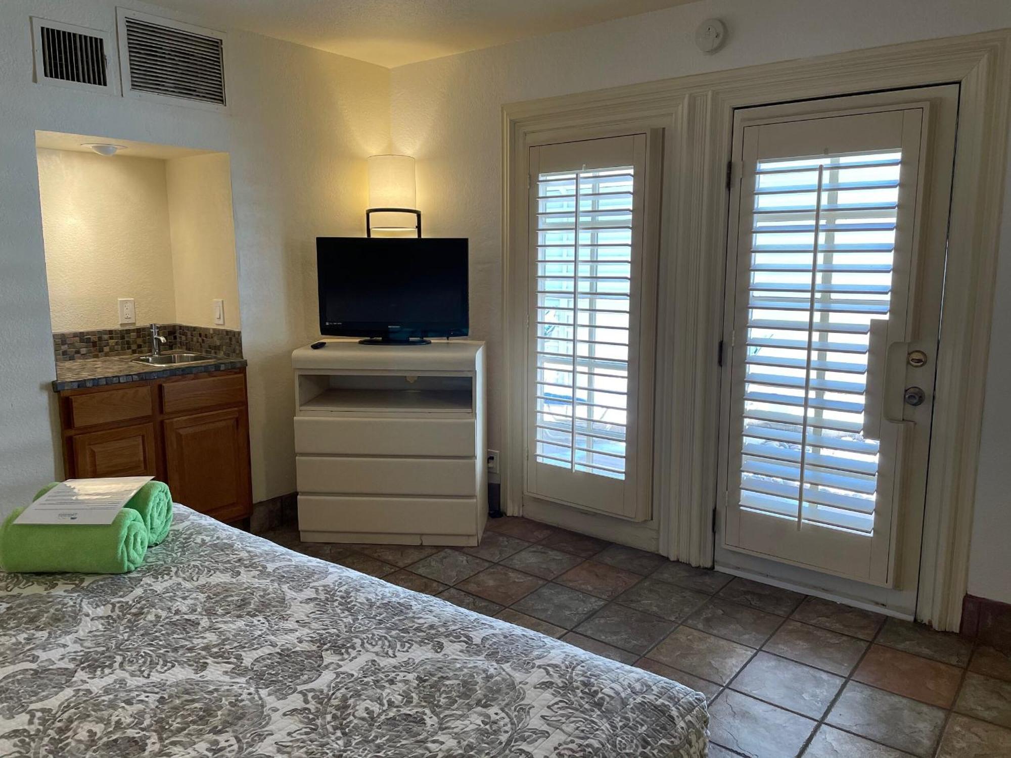 One-Bedroom Suite